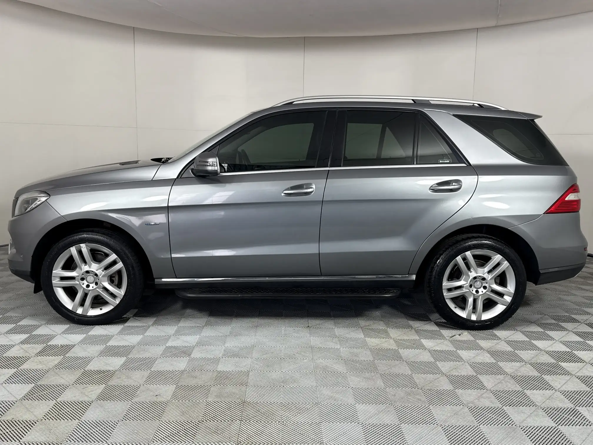 Mercedes-Benz M Class
