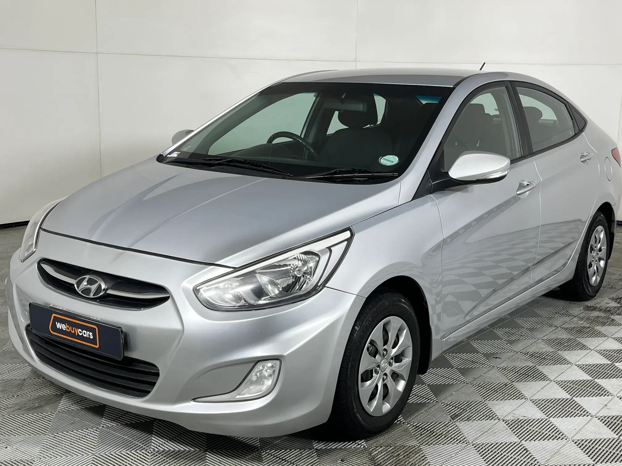 2016 Hyundai Accent 1.6 Gls/fluid Auto