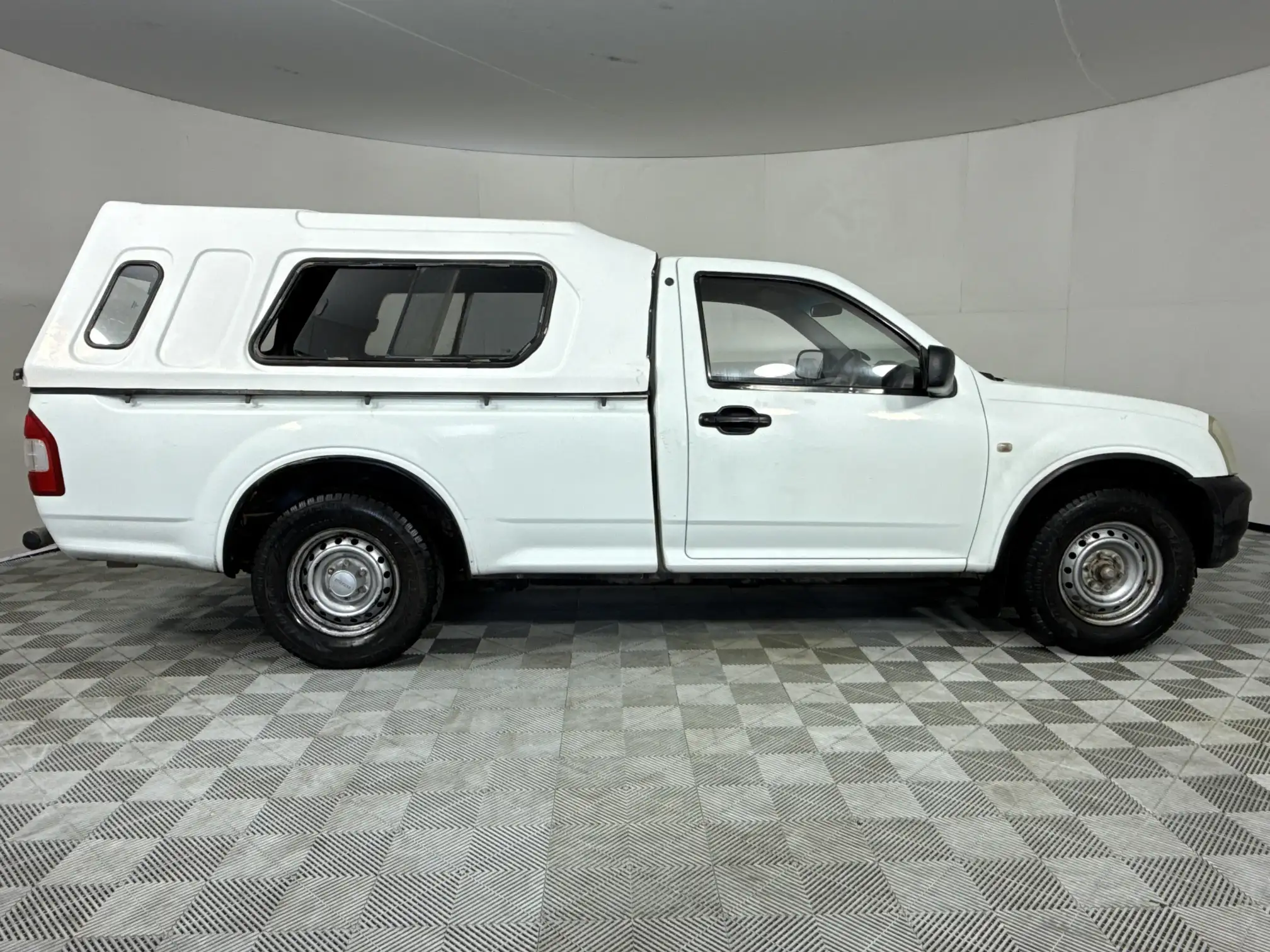 Isuzu KB