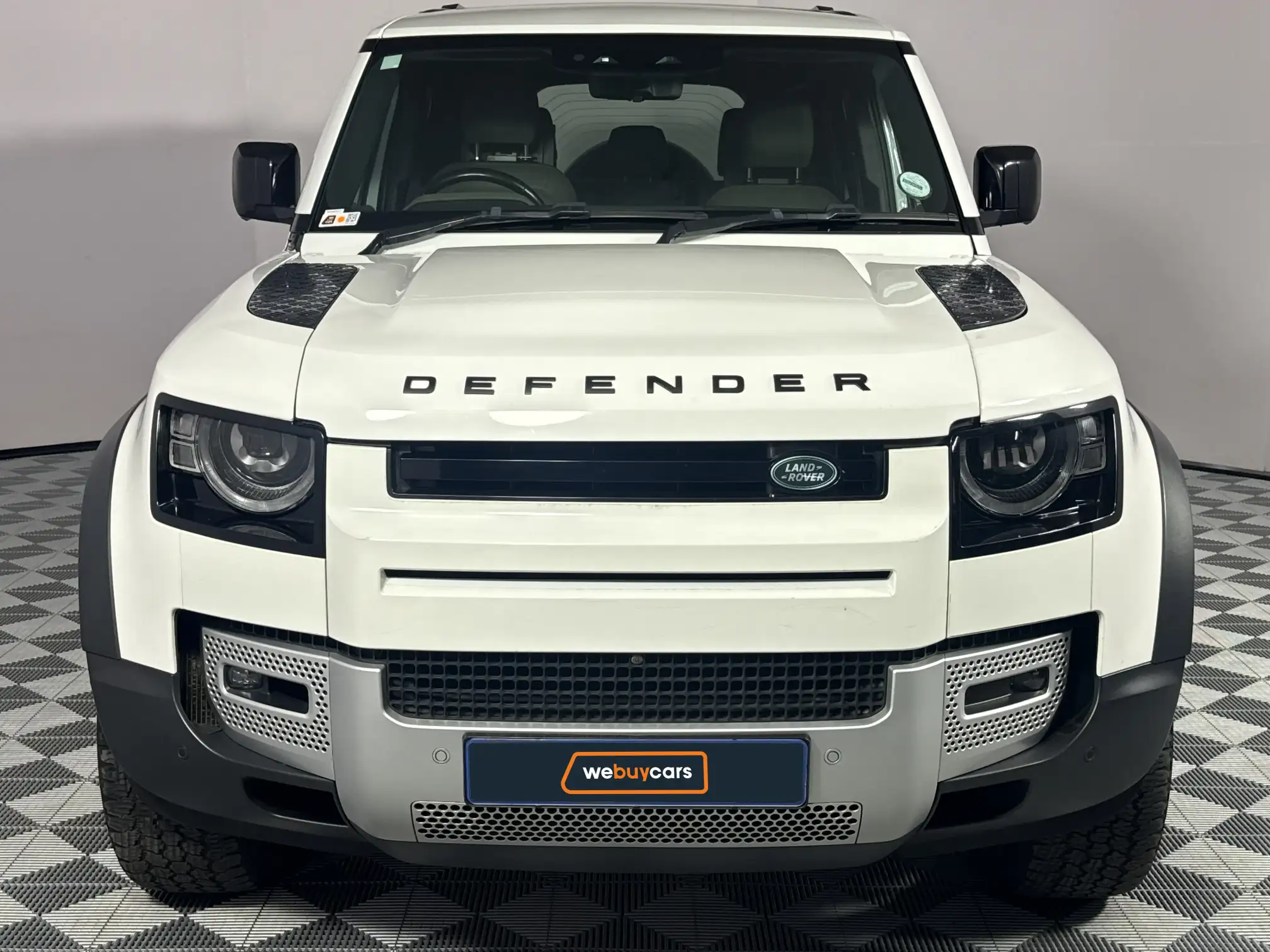 Land Rover Defender 110