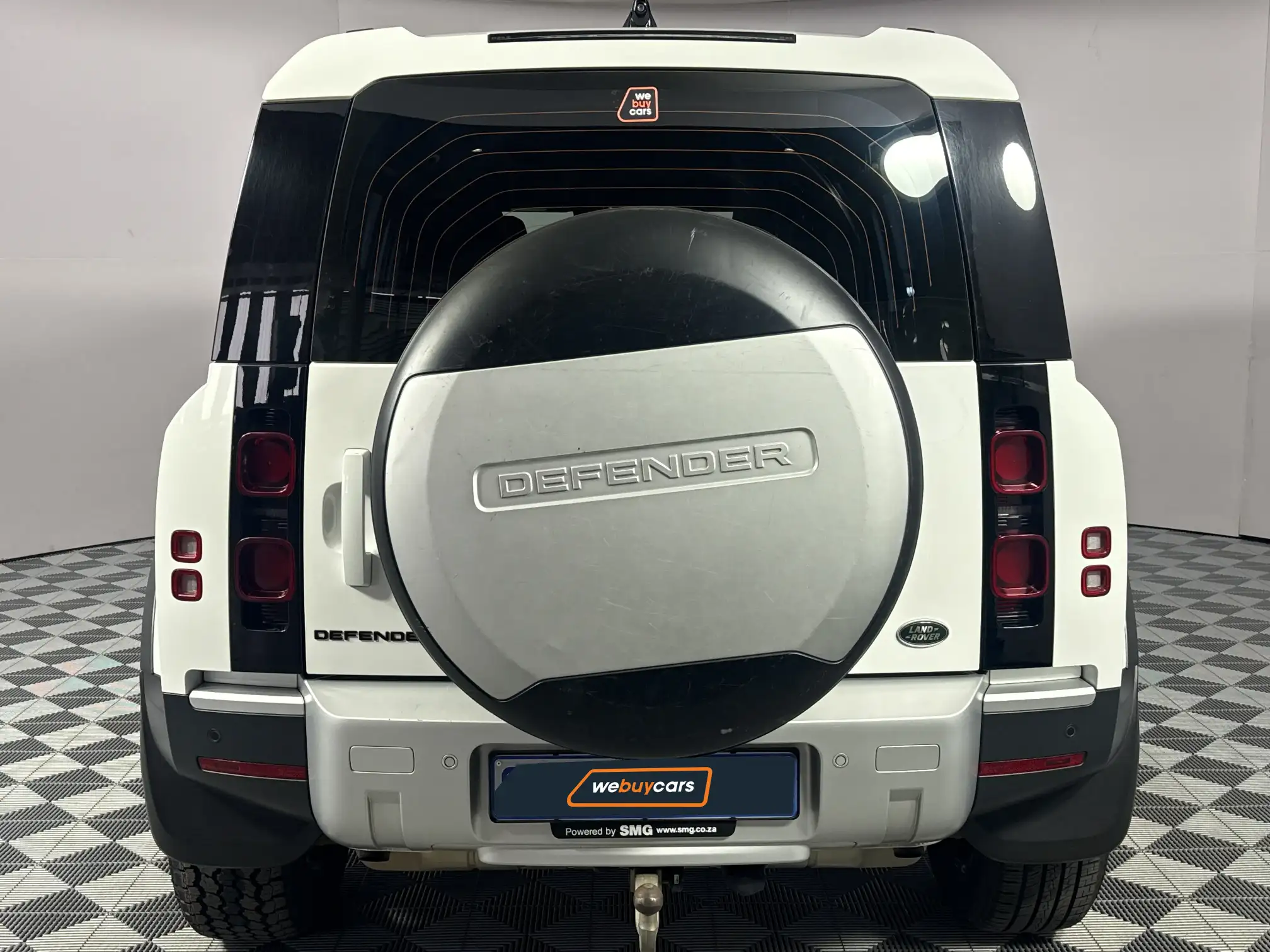 Land Rover Defender 110