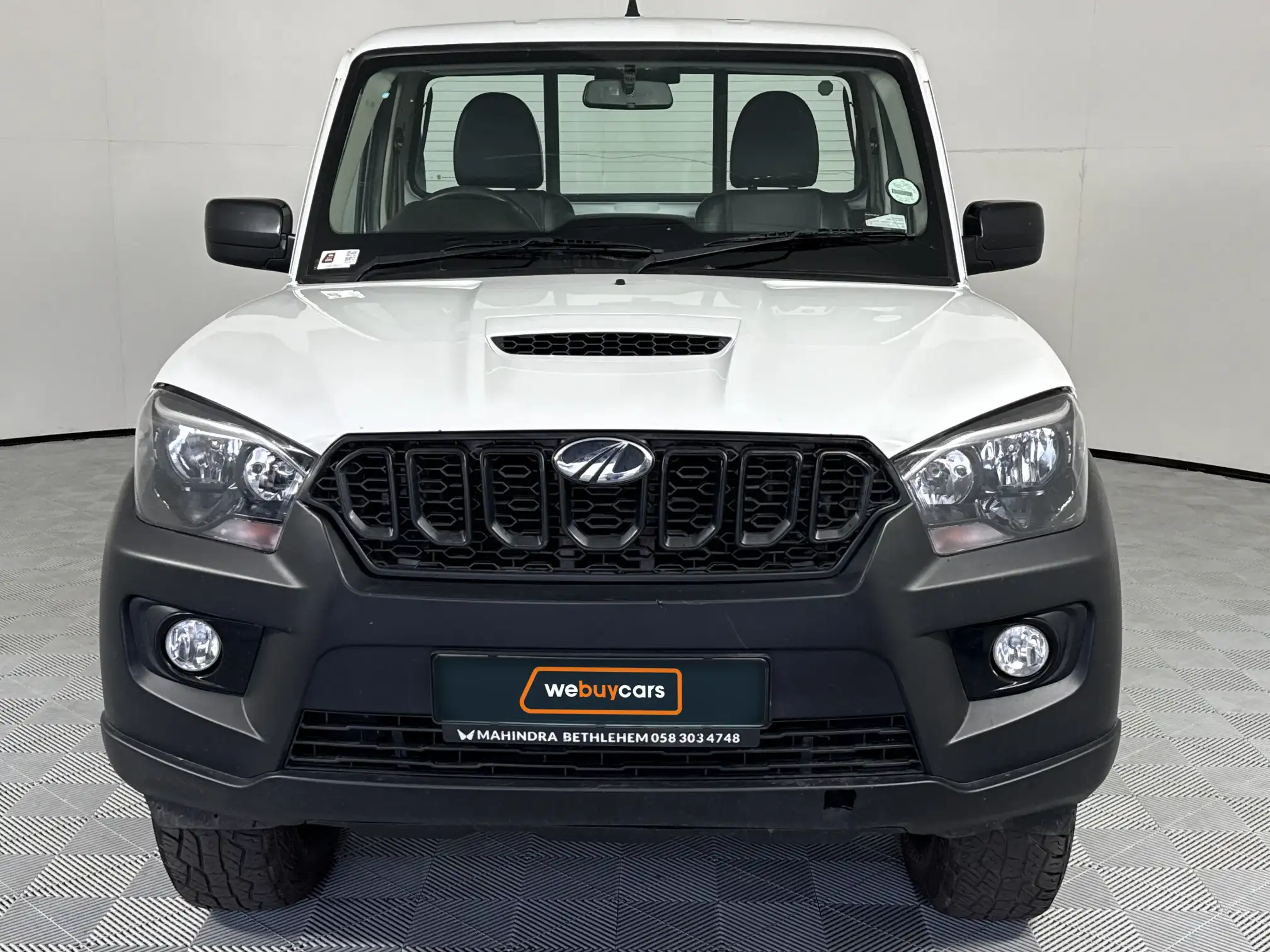 Mahindra PIK UP