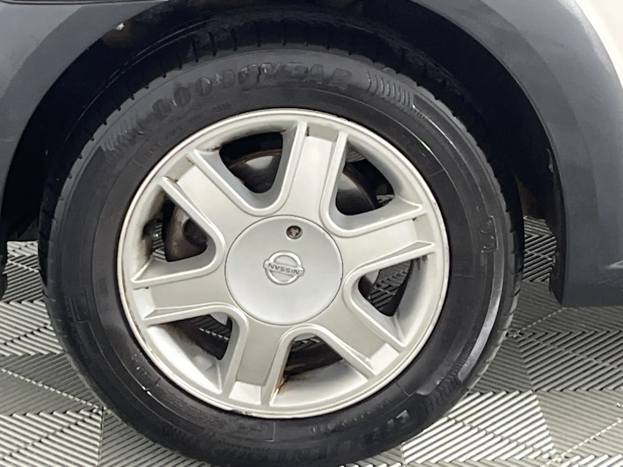 Nissan NP200