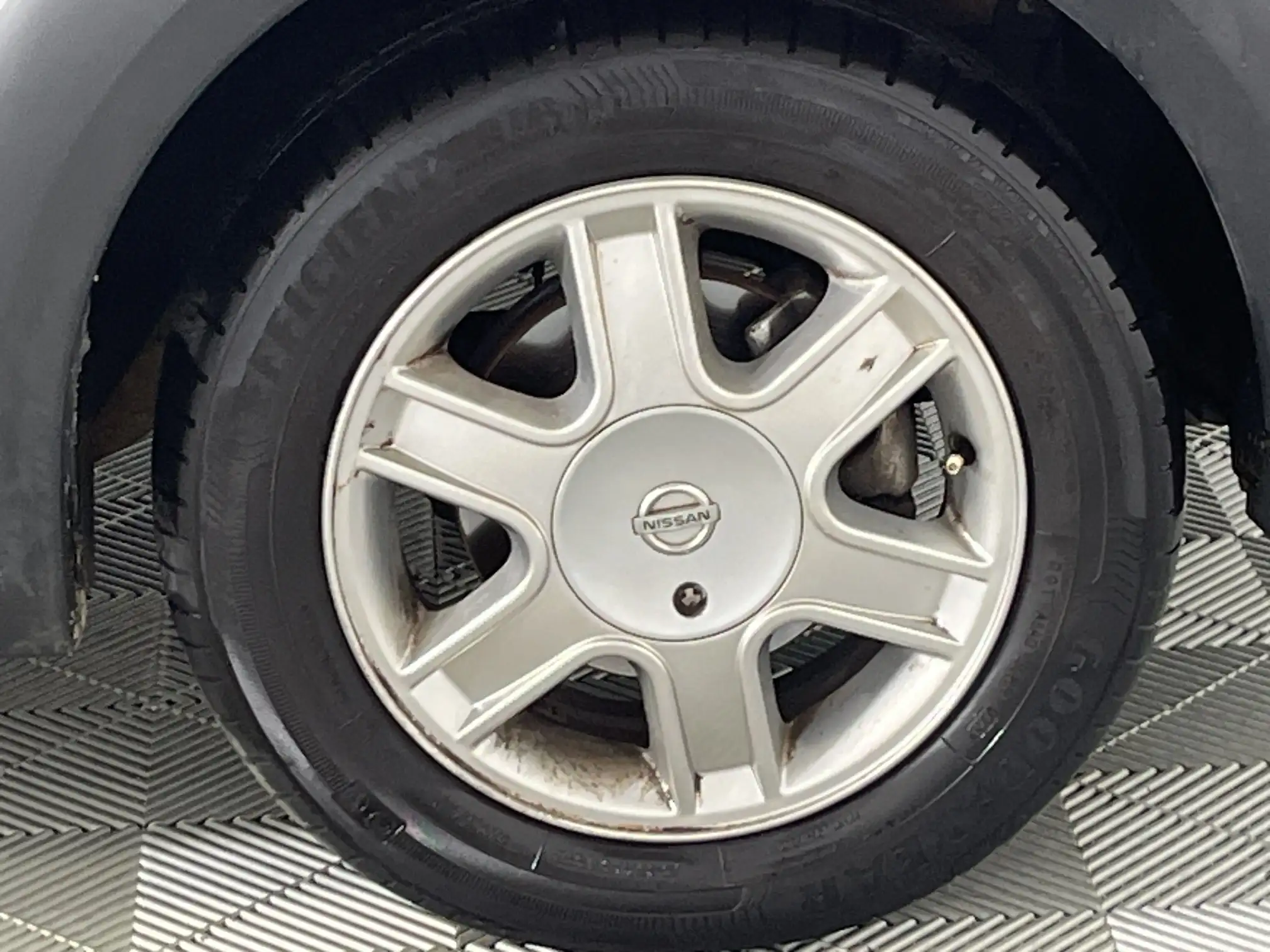 Nissan NP200