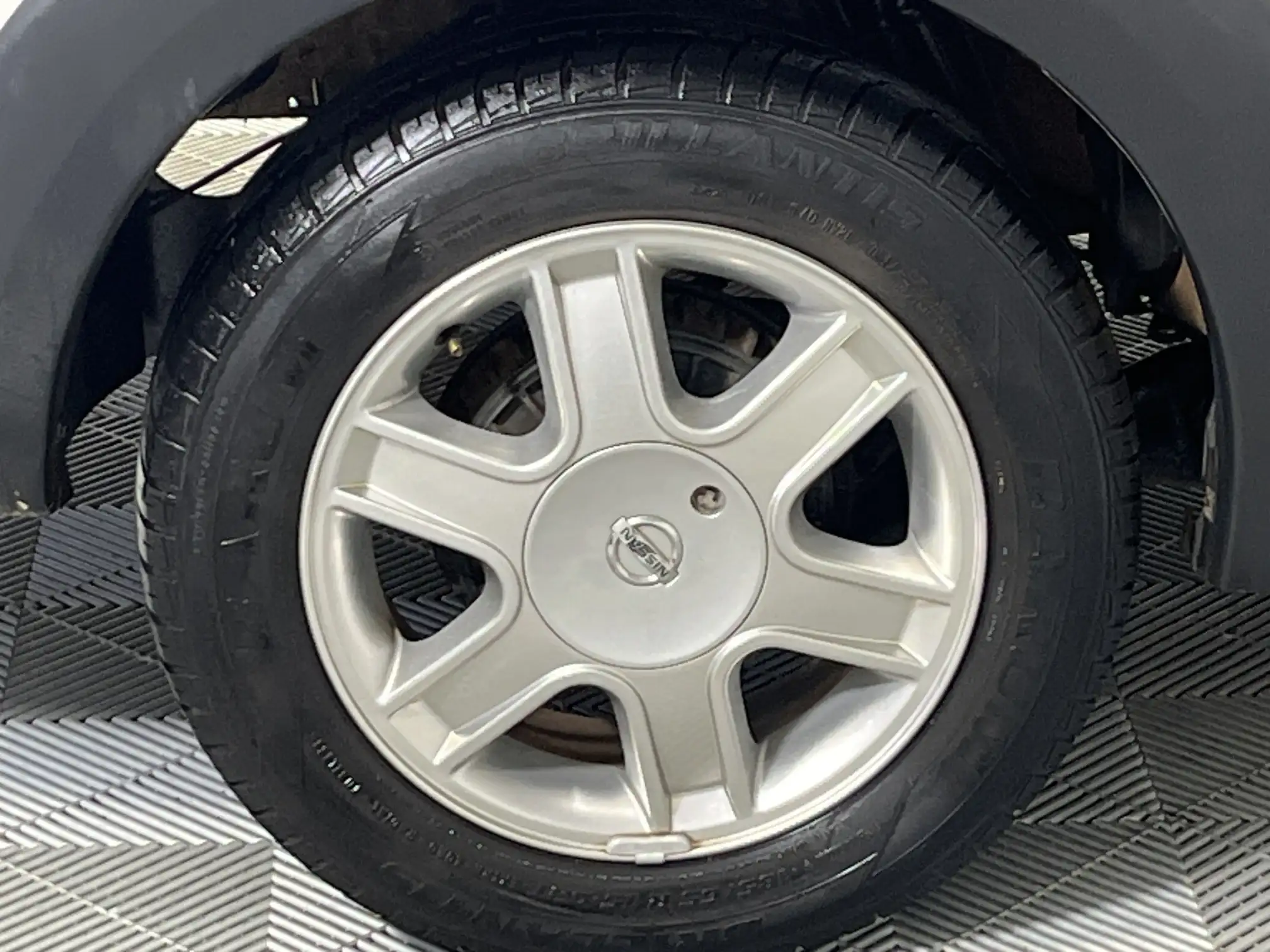 Nissan NP200