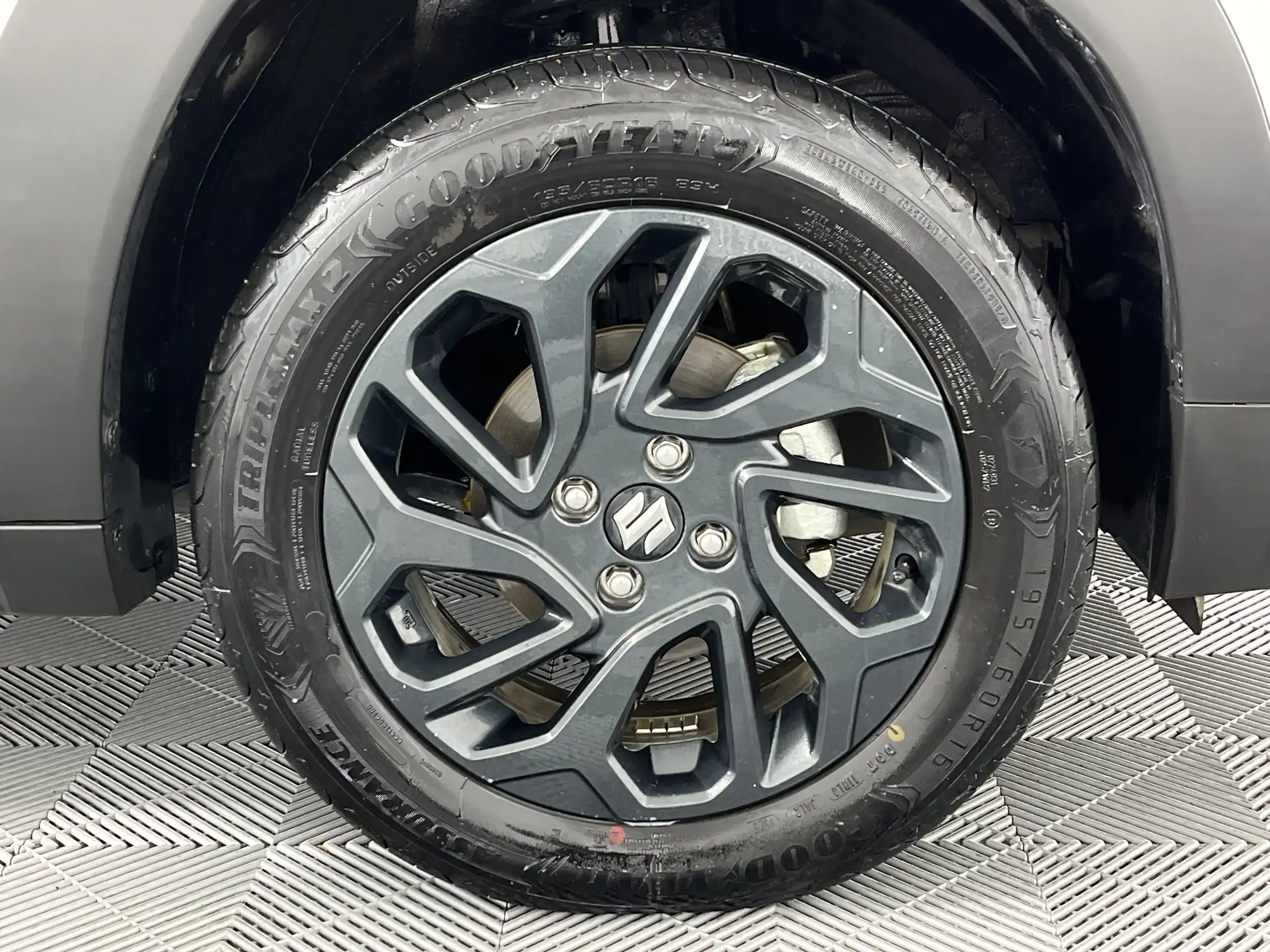 Suzuki Fronx