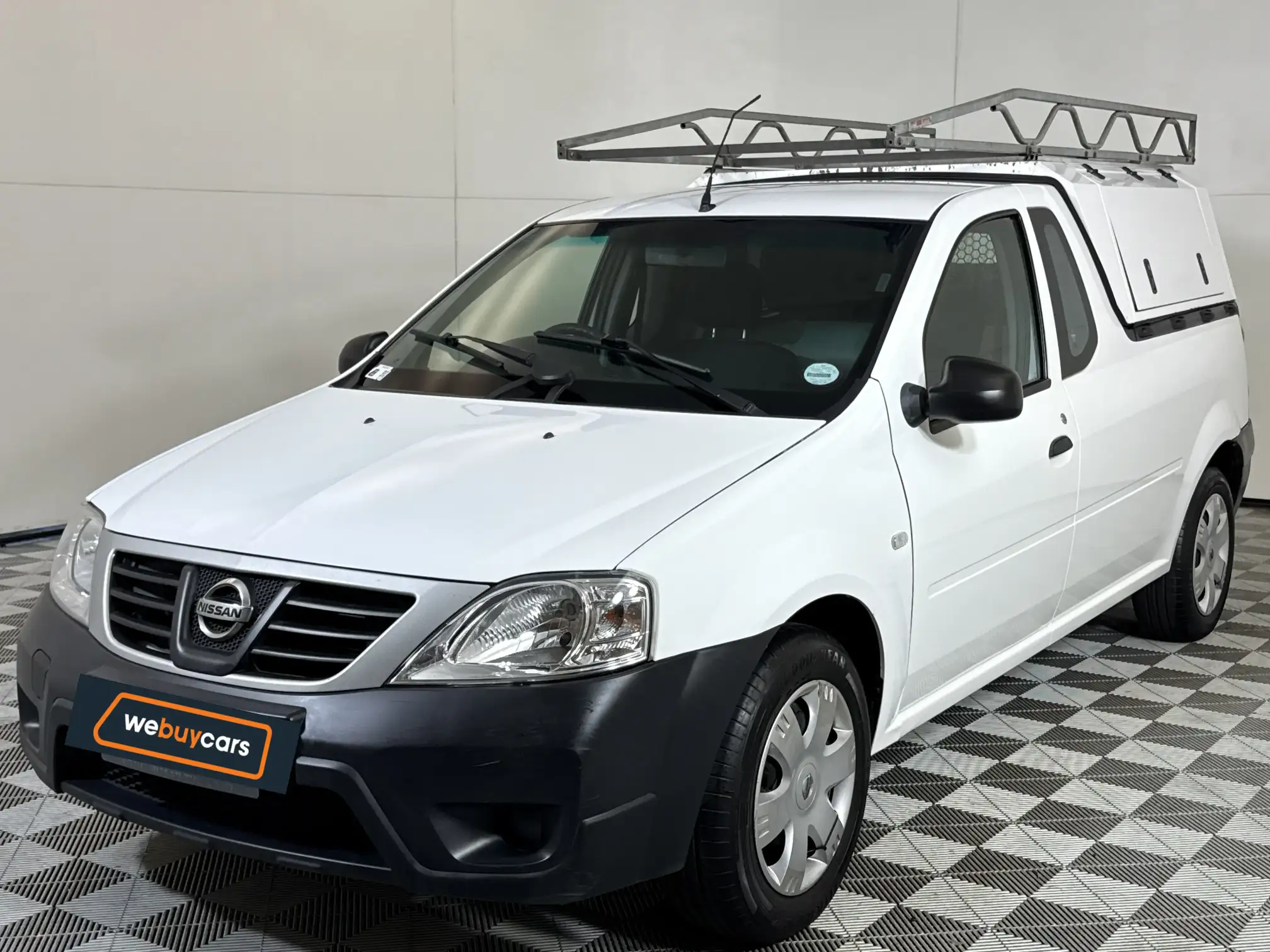 2021 Nissan NP200