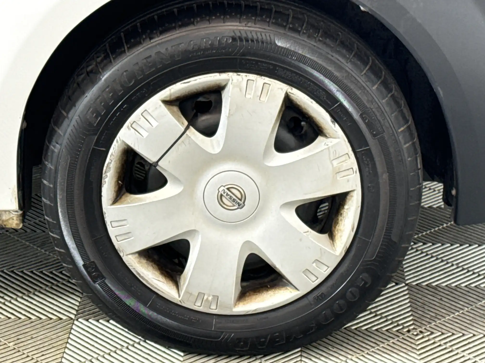 Nissan NP200