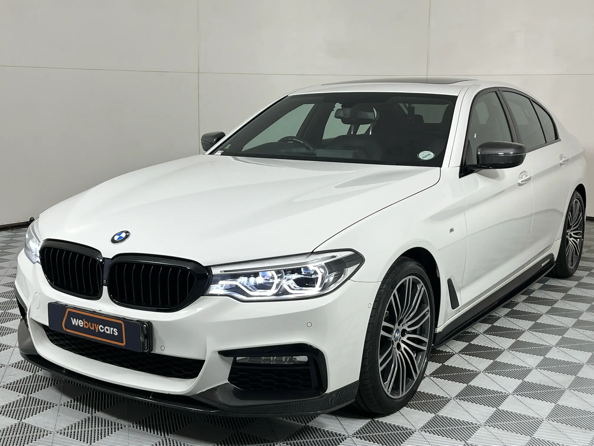 2017 BMW 5 Series 530d M Sport Auto (G30)