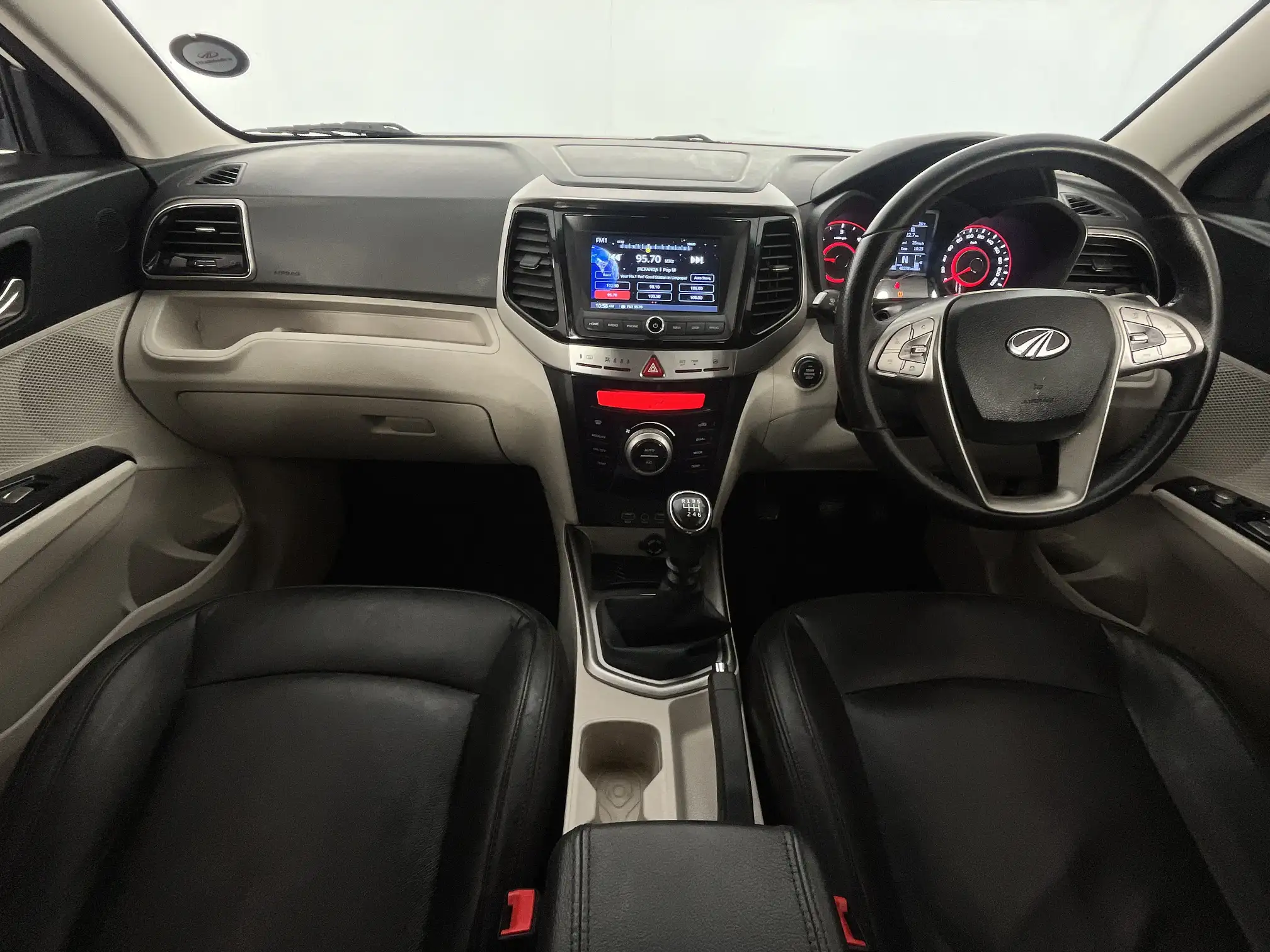 Mahindra Xuv300