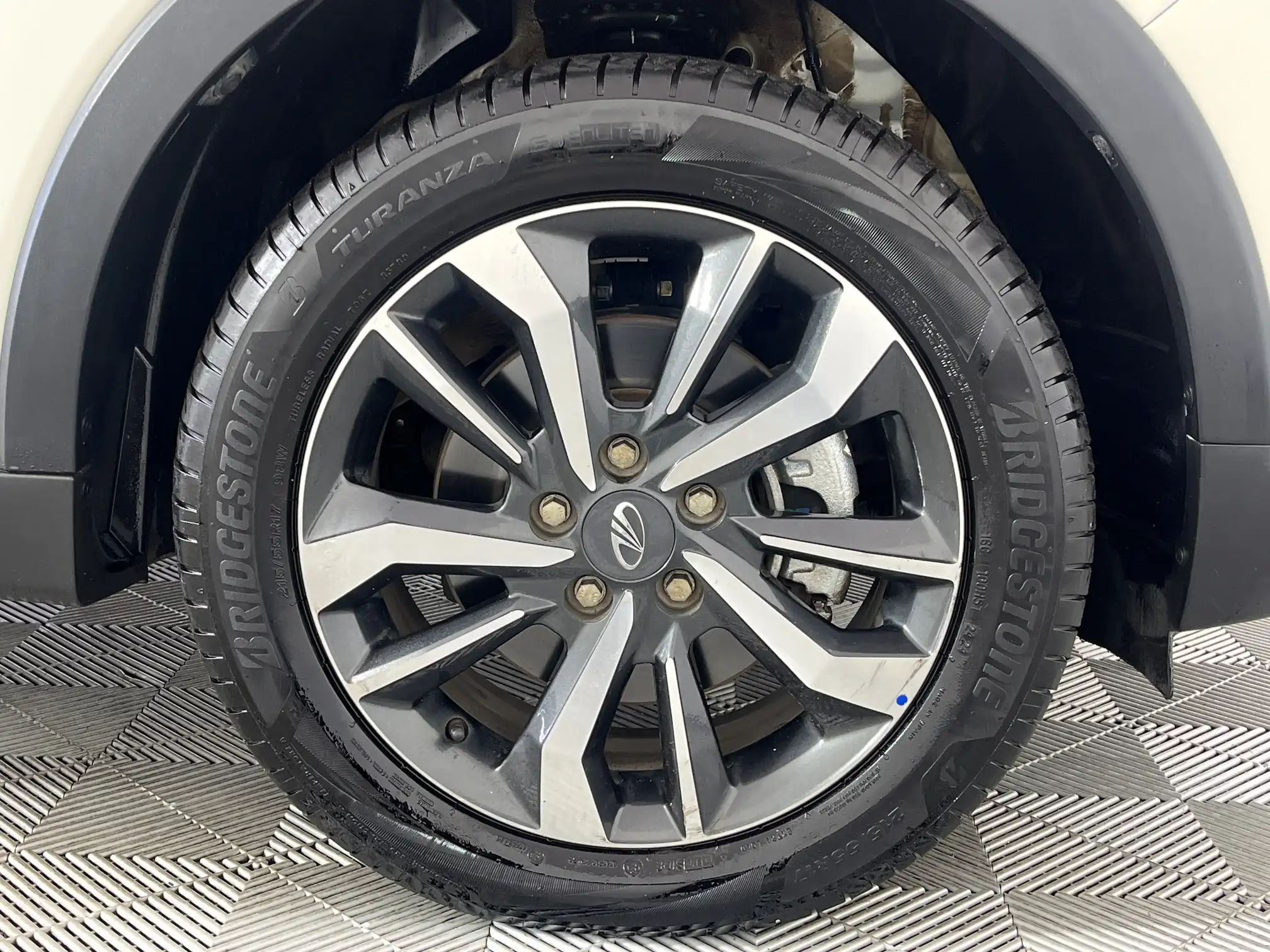 Mahindra Xuv300