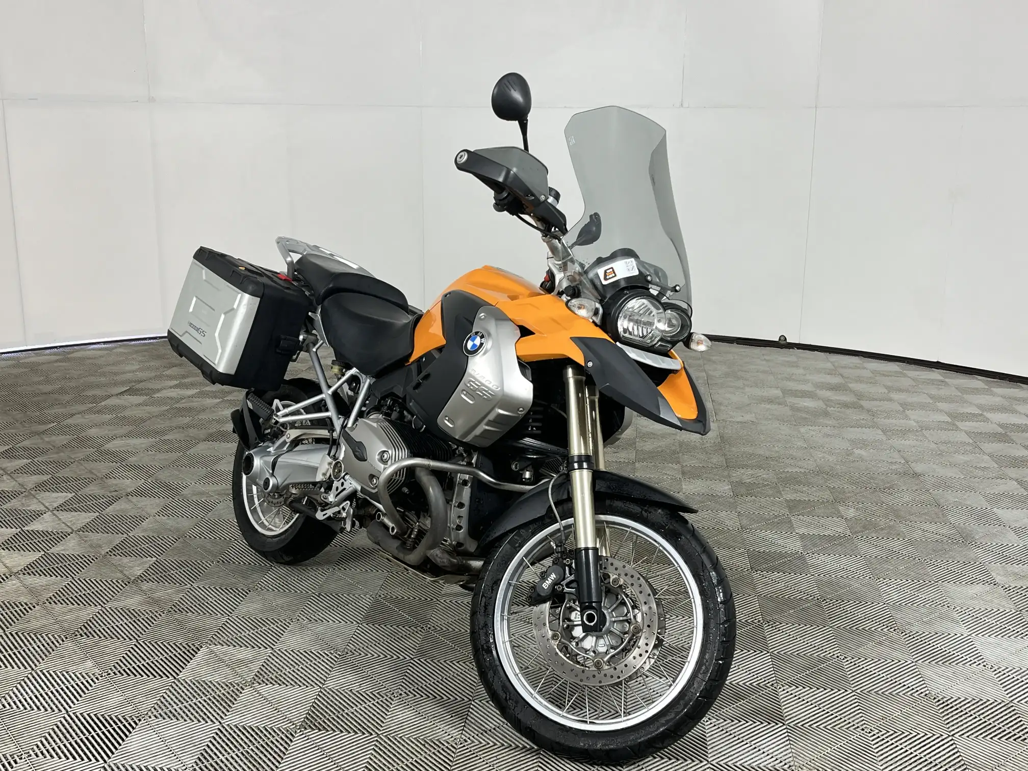 BMW R Series