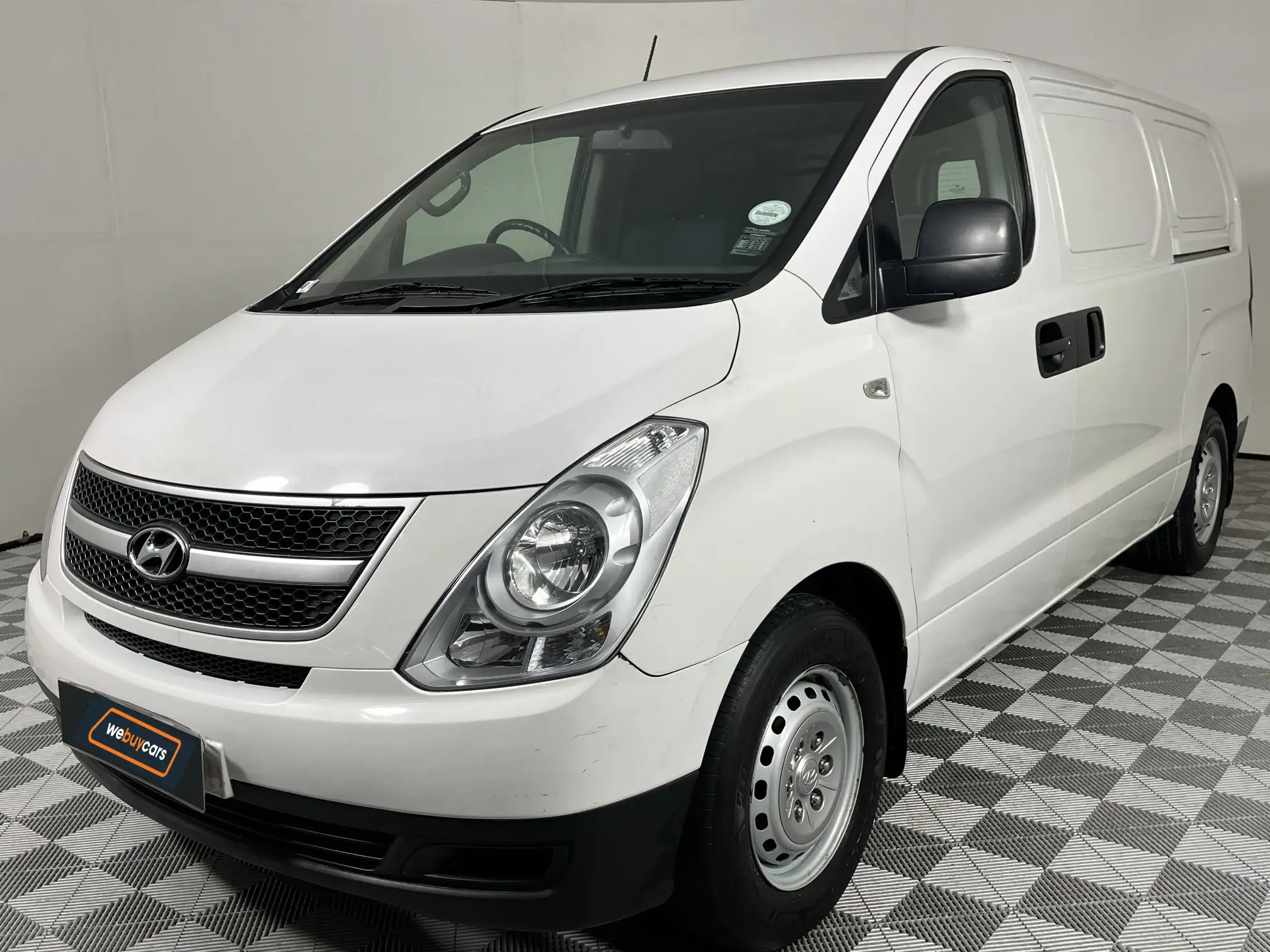 Hyundai H-1