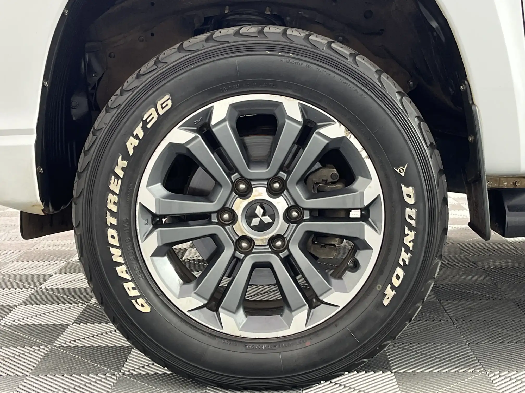 Mitsubishi Triton