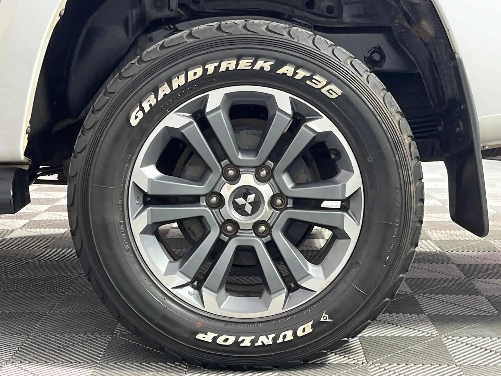 Mitsubishi Triton