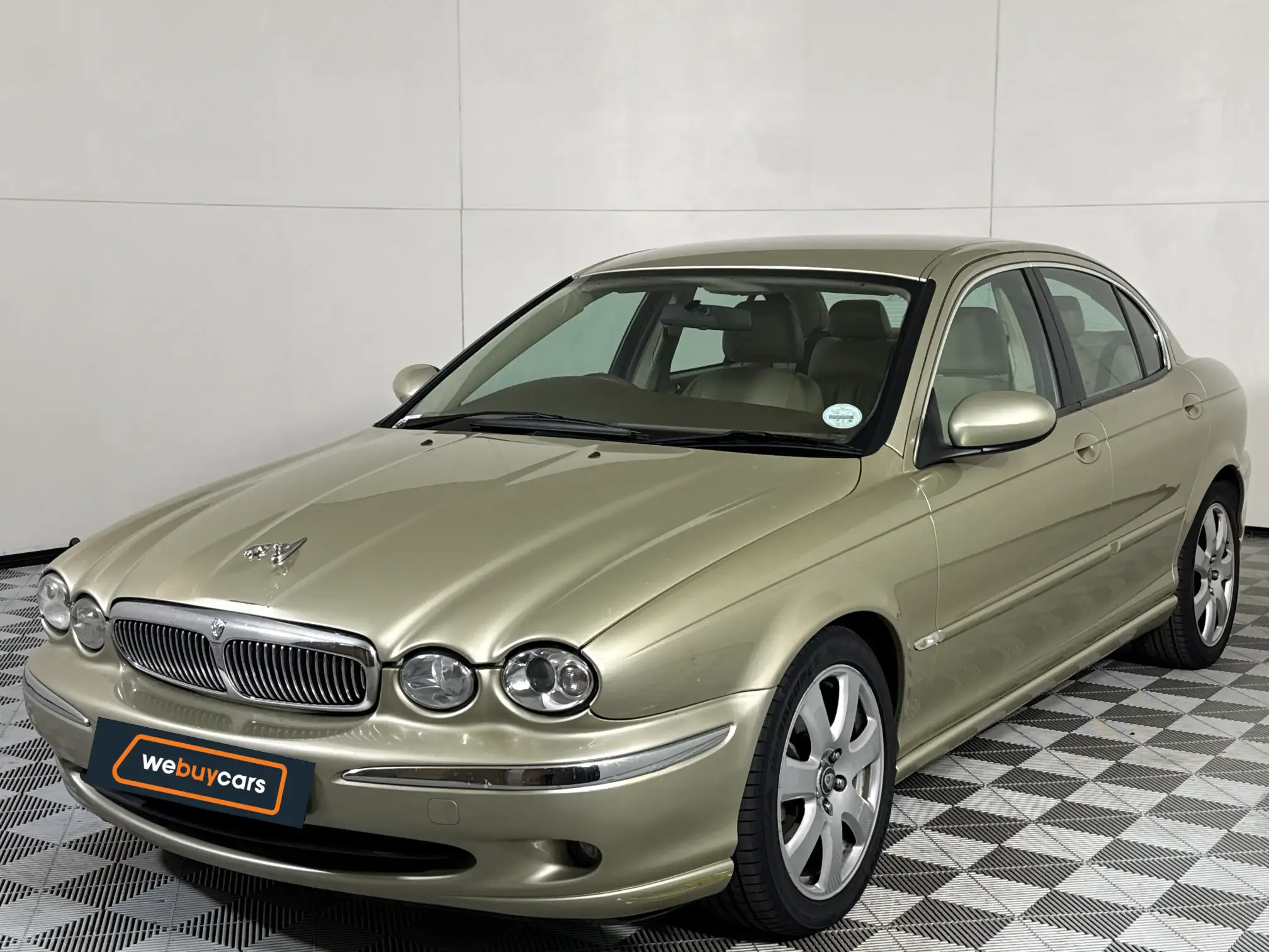 Jaguar X-Type