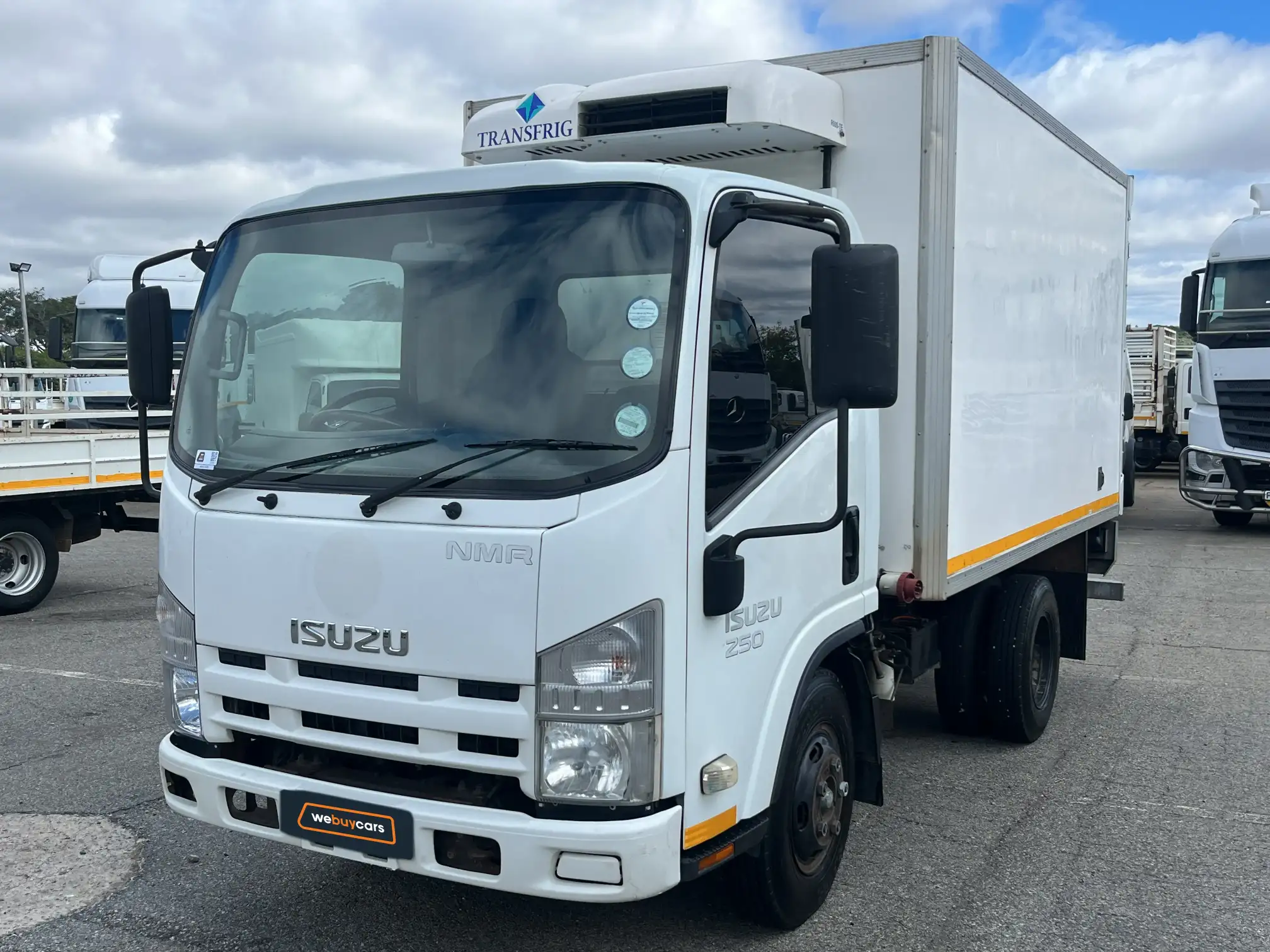 2015 Isuzu NMR