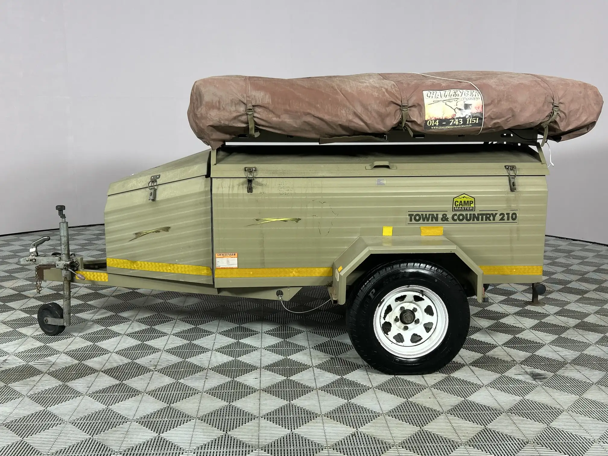 Challenger Town & Country
