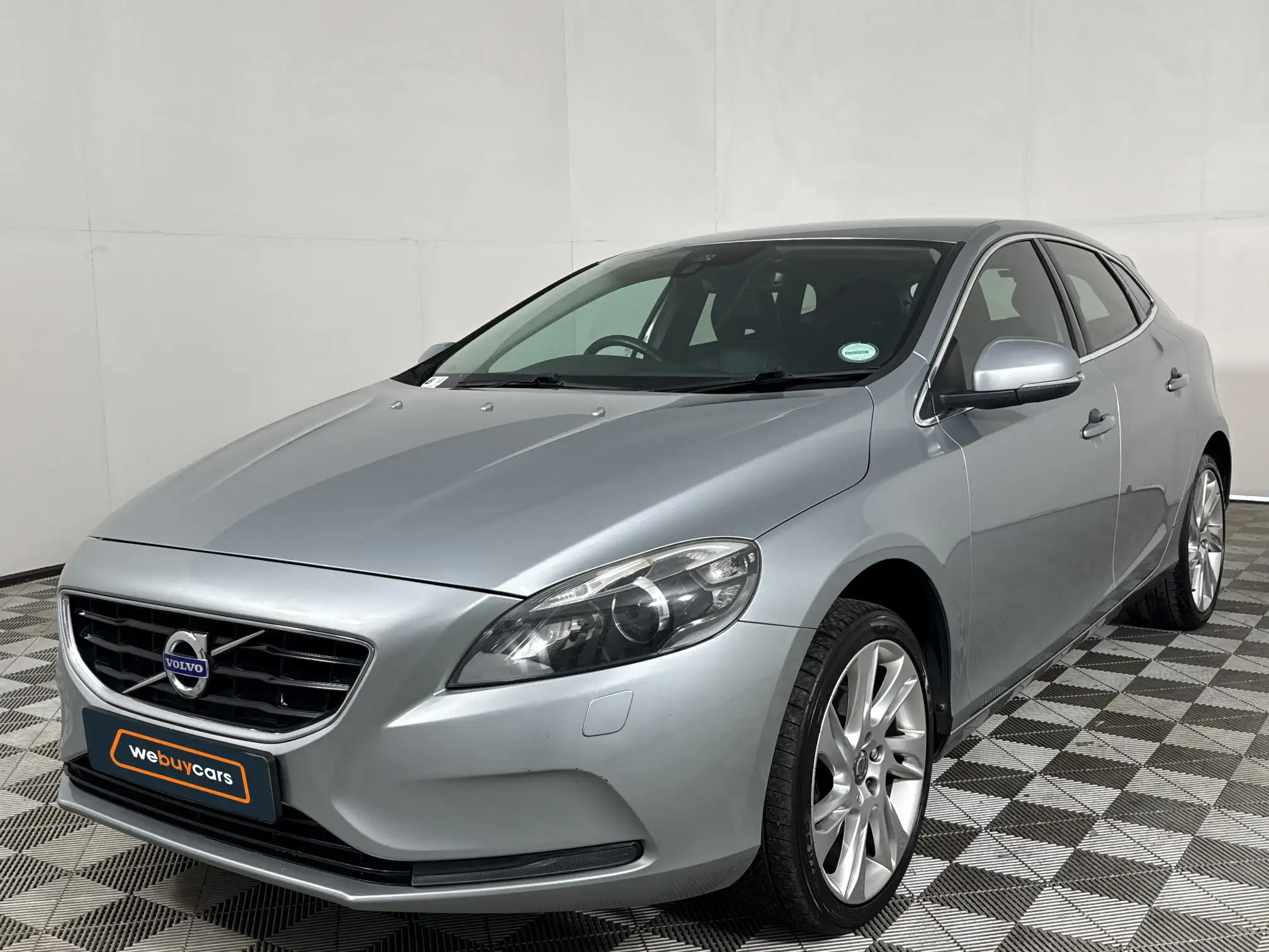 2016 Volvo V40