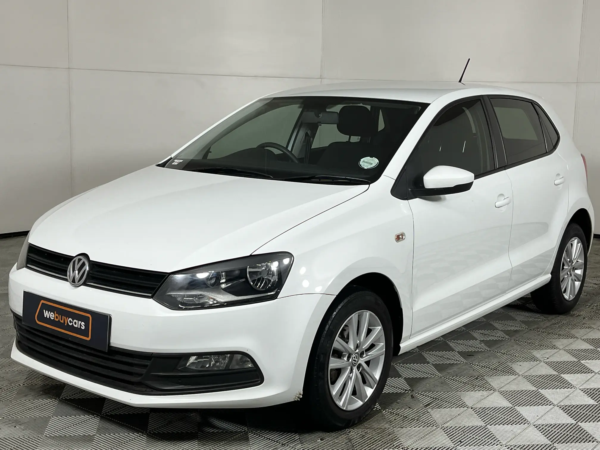 2019 Volkswagen Polo Vivo 1.6 Comfortline TIP (5dr)