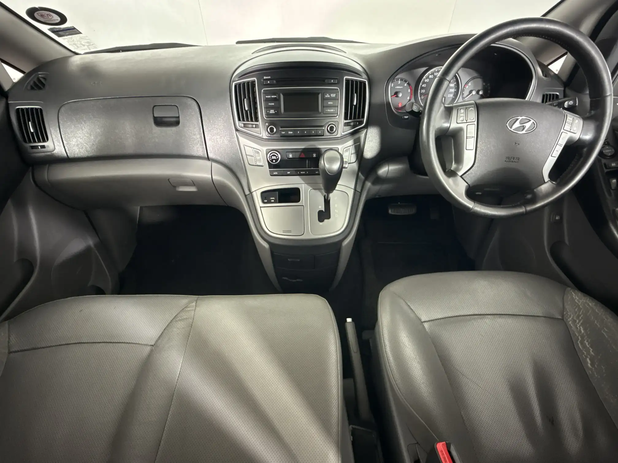 Hyundai H-1