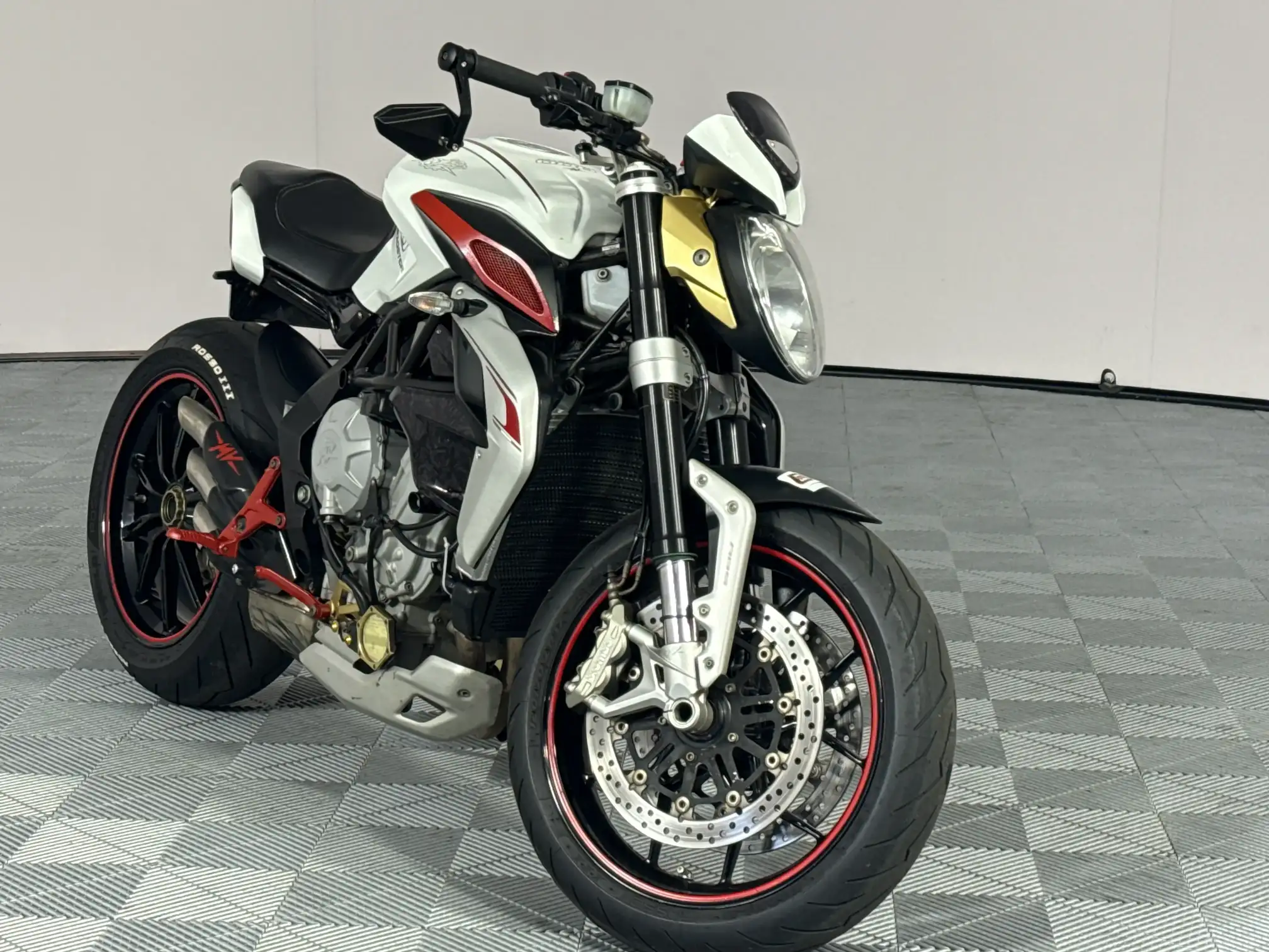 Mv Agusta Brutale