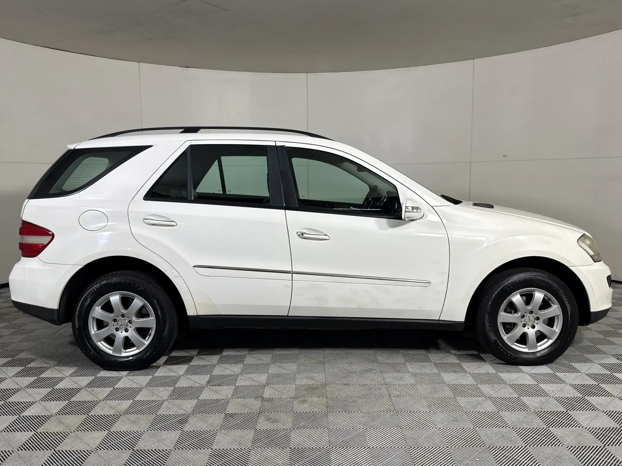 Mercedes-Benz M Class