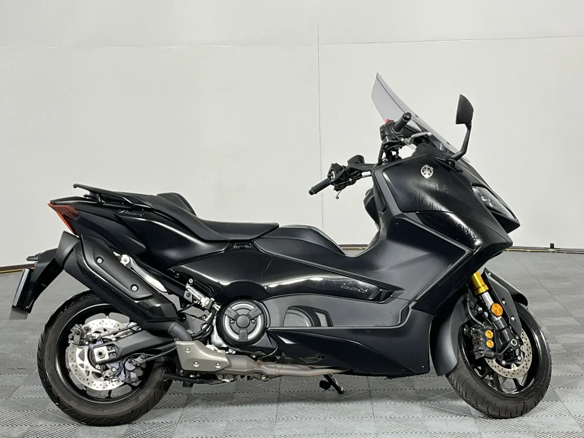 2025 Yamaha T-Max 500