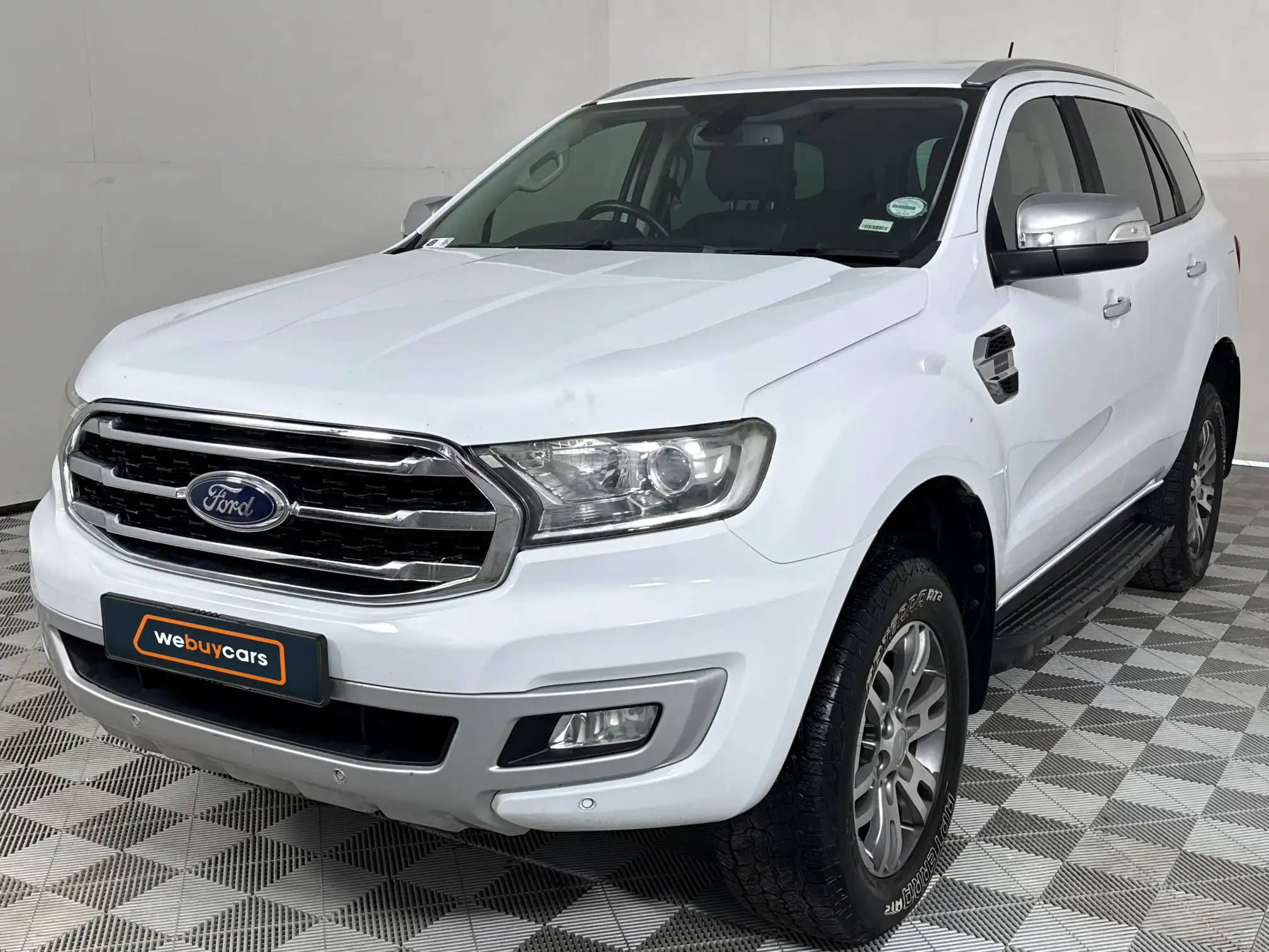 2020 Ford Everest