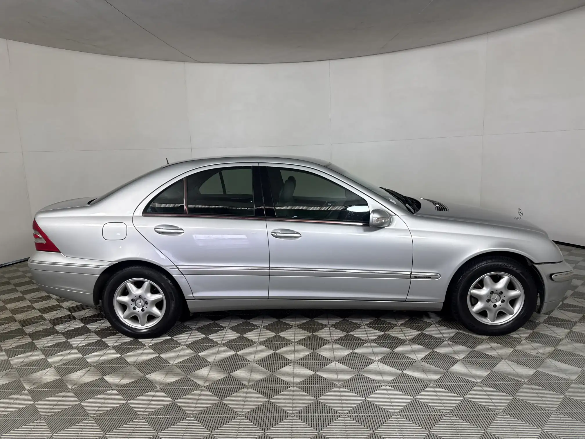 Mercedes-Benz C Class Sedan