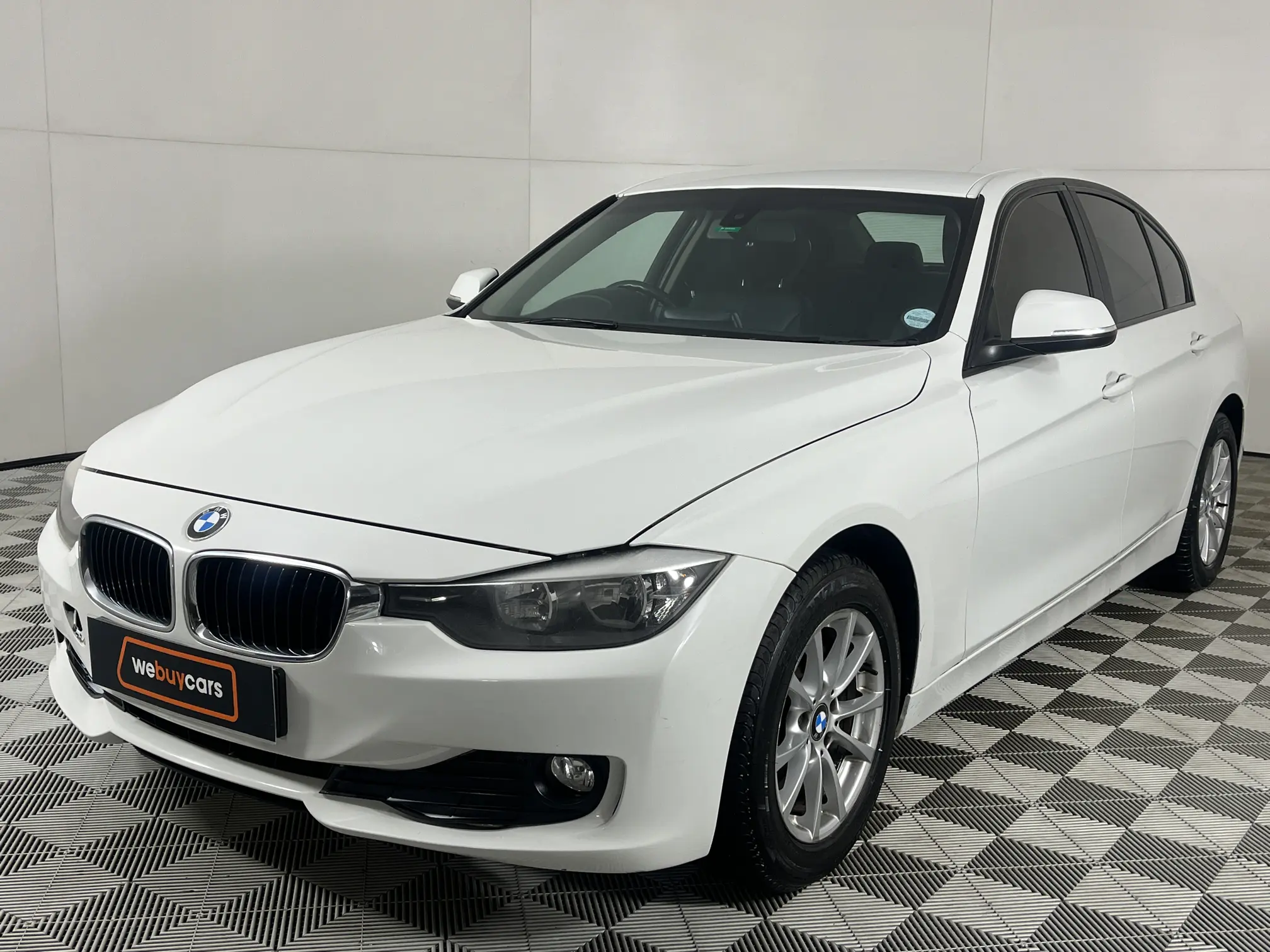 2013 BMW 3 Series 316i (F30)