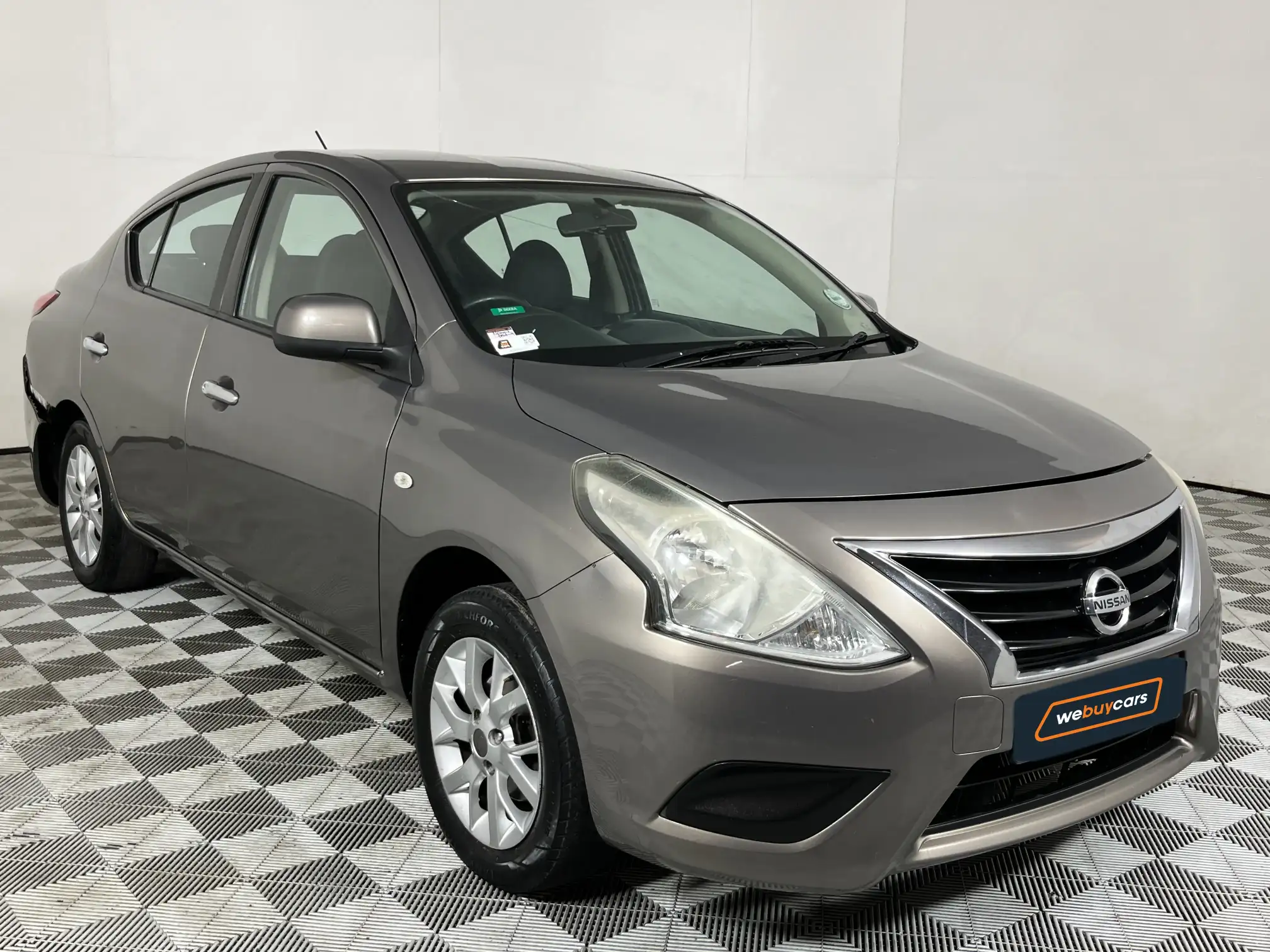 Nissan Almera