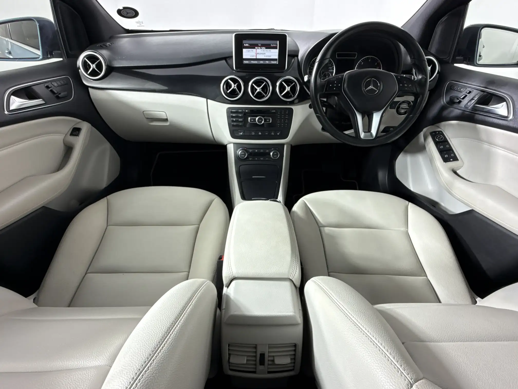 Mercedes-Benz B Class
