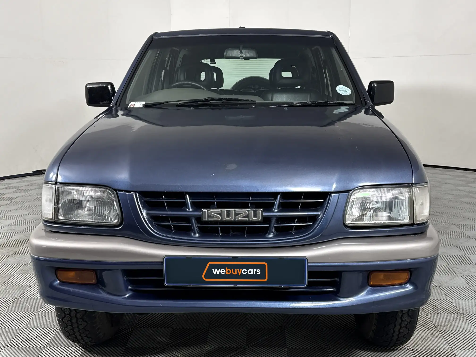 Isuzu Frontier