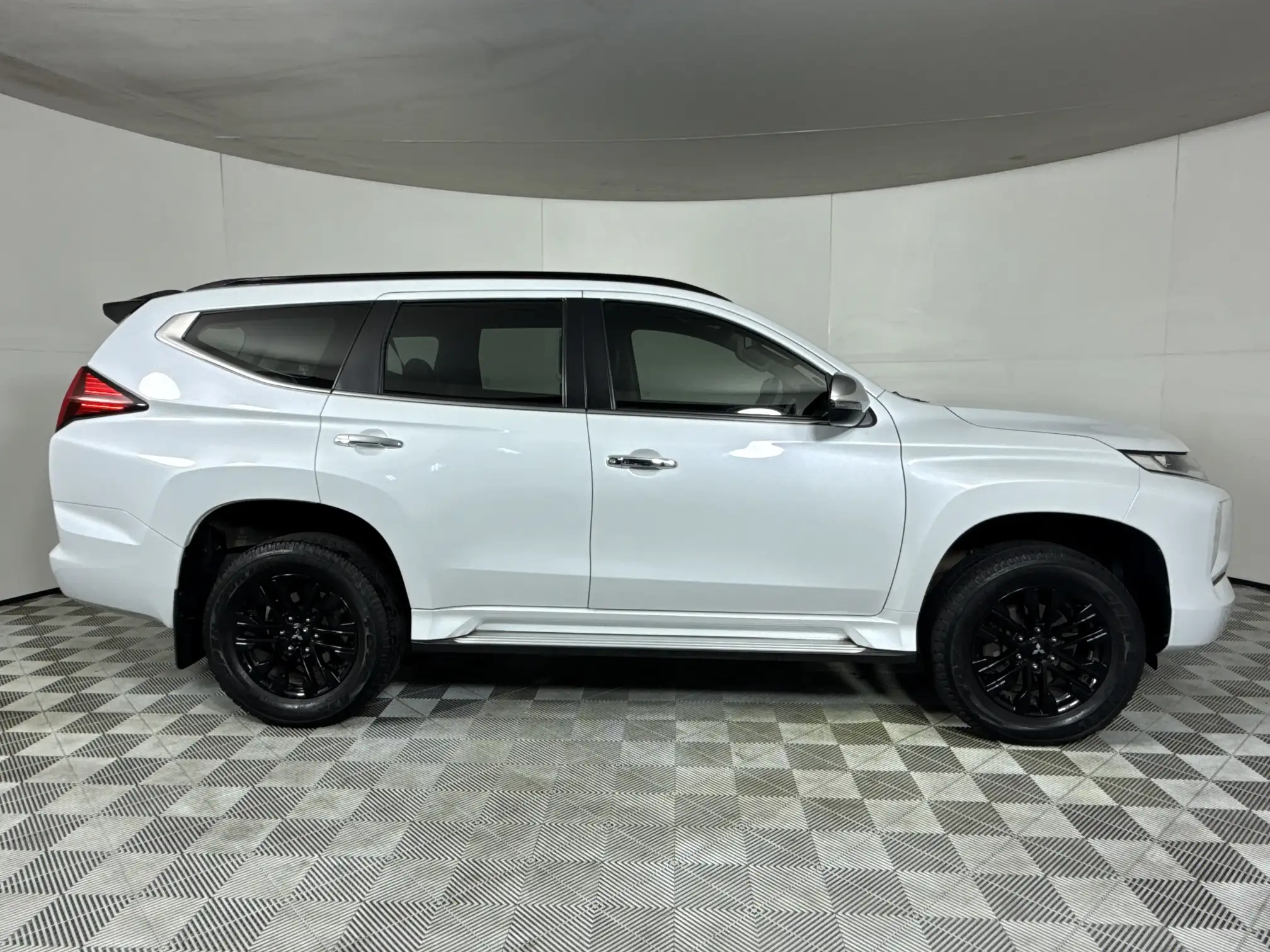 Mitsubishi Pajero Sport