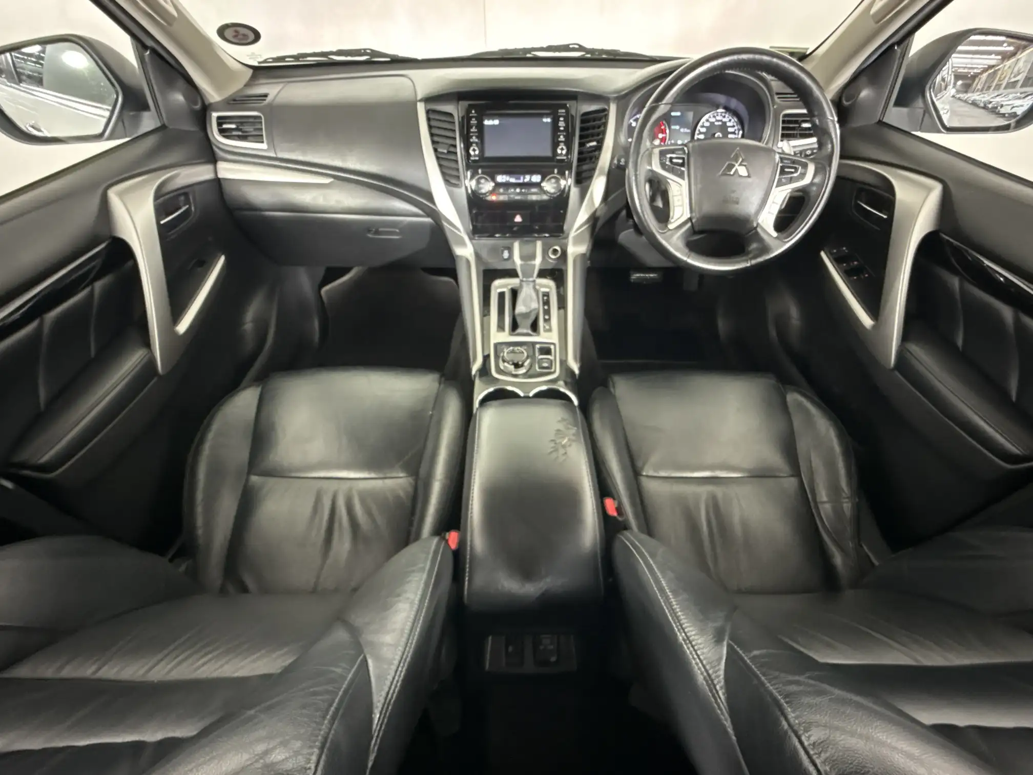 Mitsubishi Pajero Sport