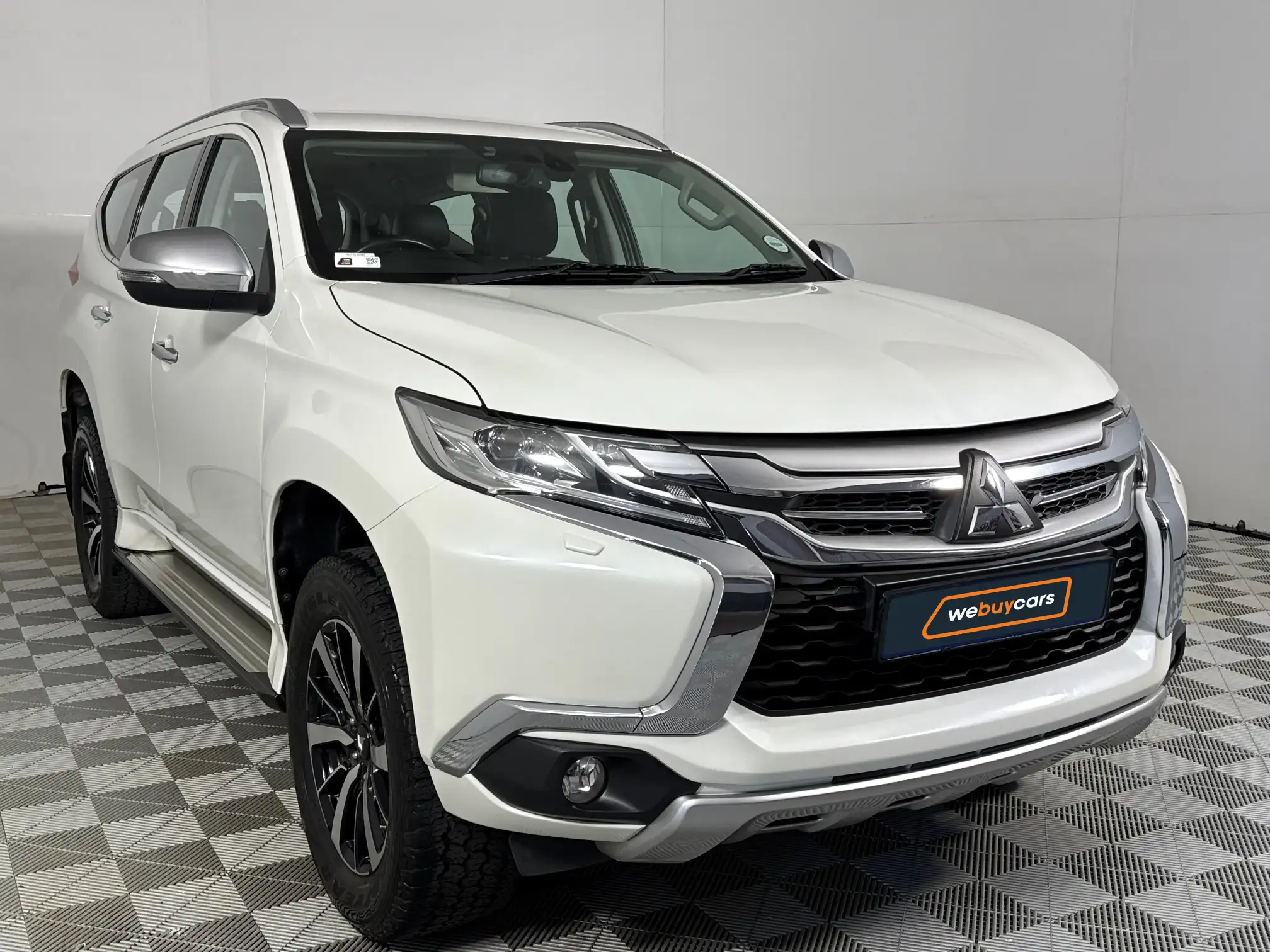 Mitsubishi Pajero Sport