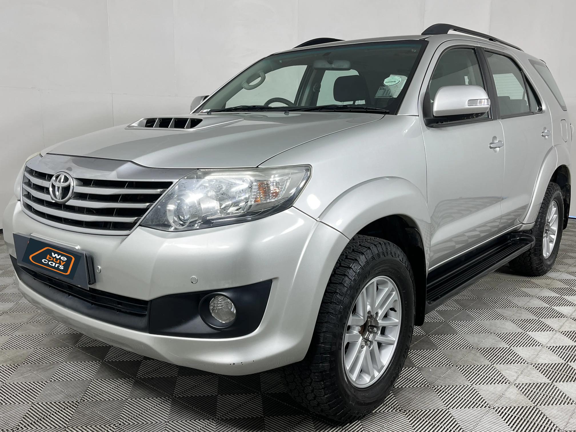 Toyota Fortuner III 2.5 D-4D VNT Raised Body