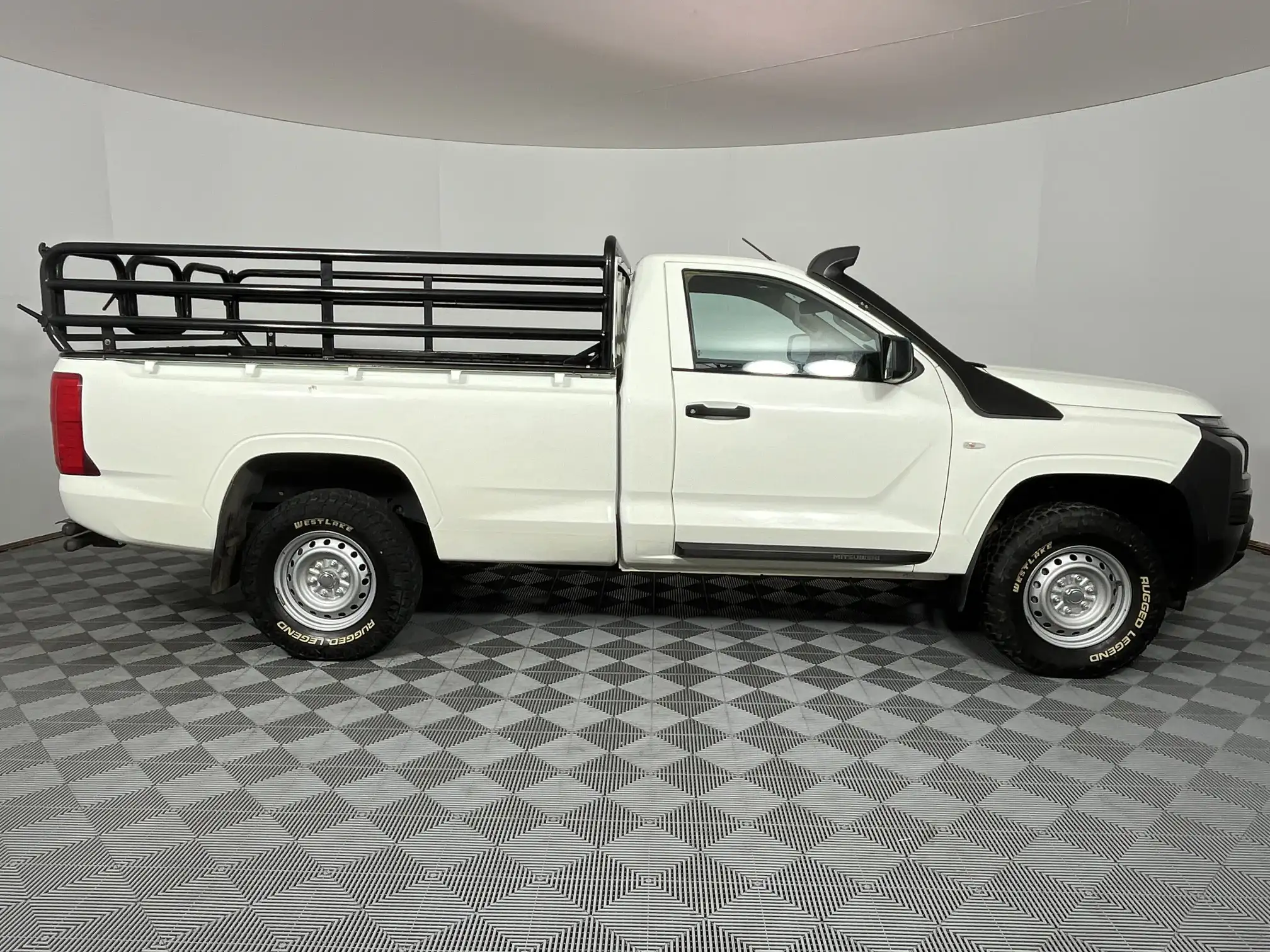 Mitsubishi Triton
