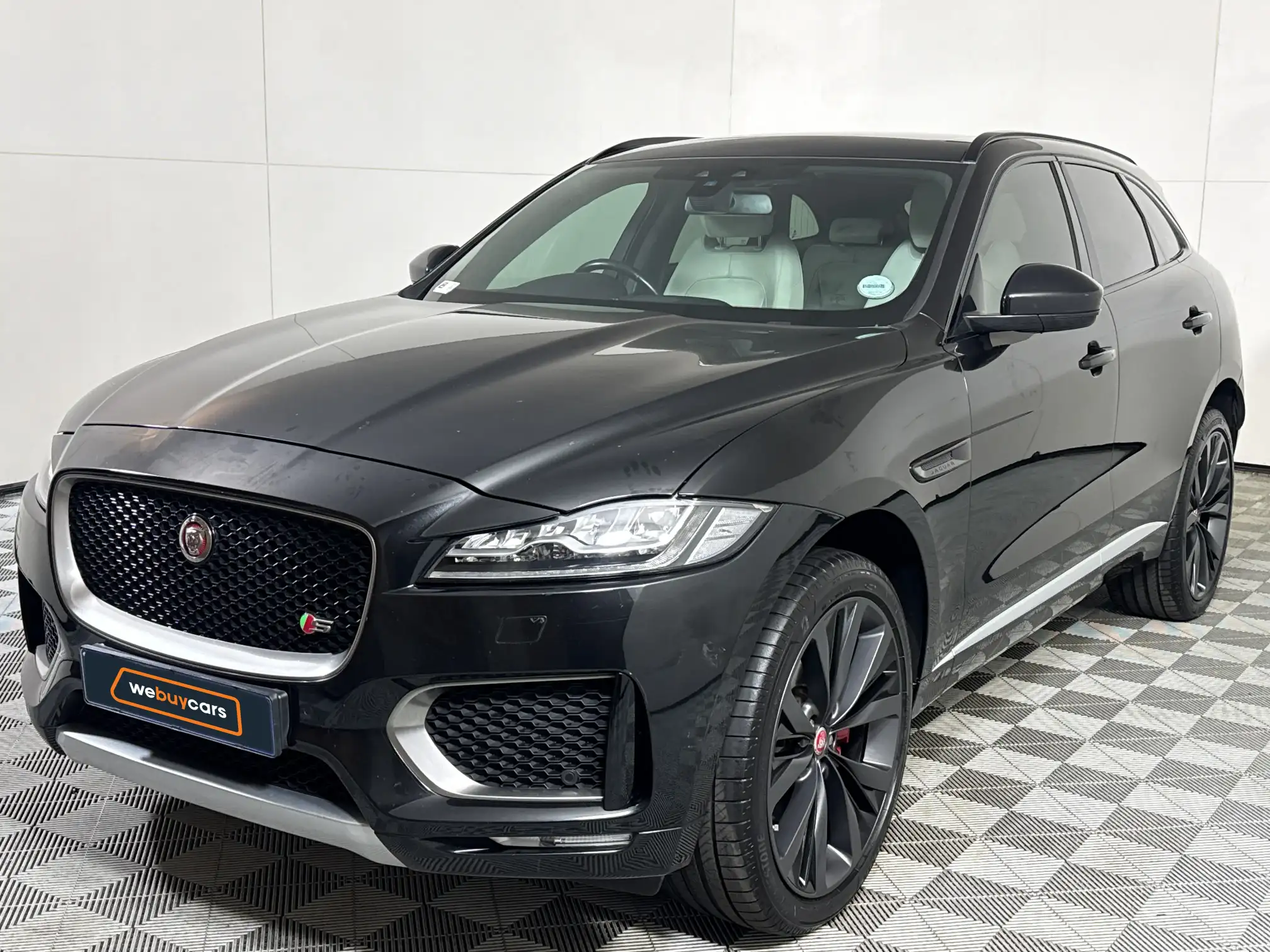 2017 Jaguar F-Pace