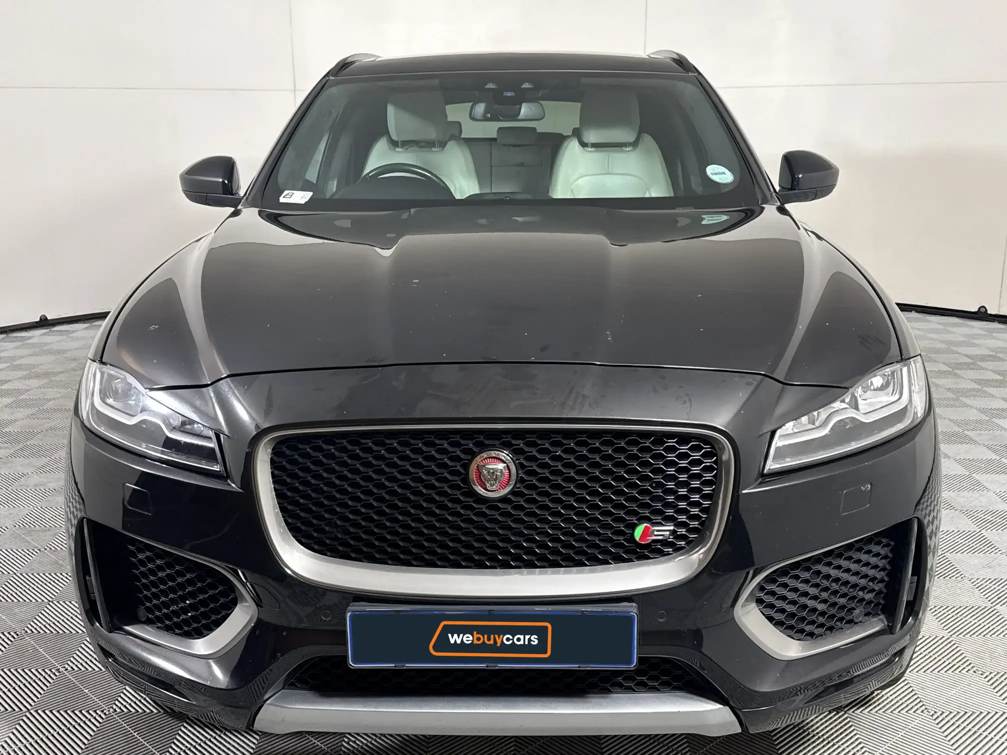 Jaguar F-Pace