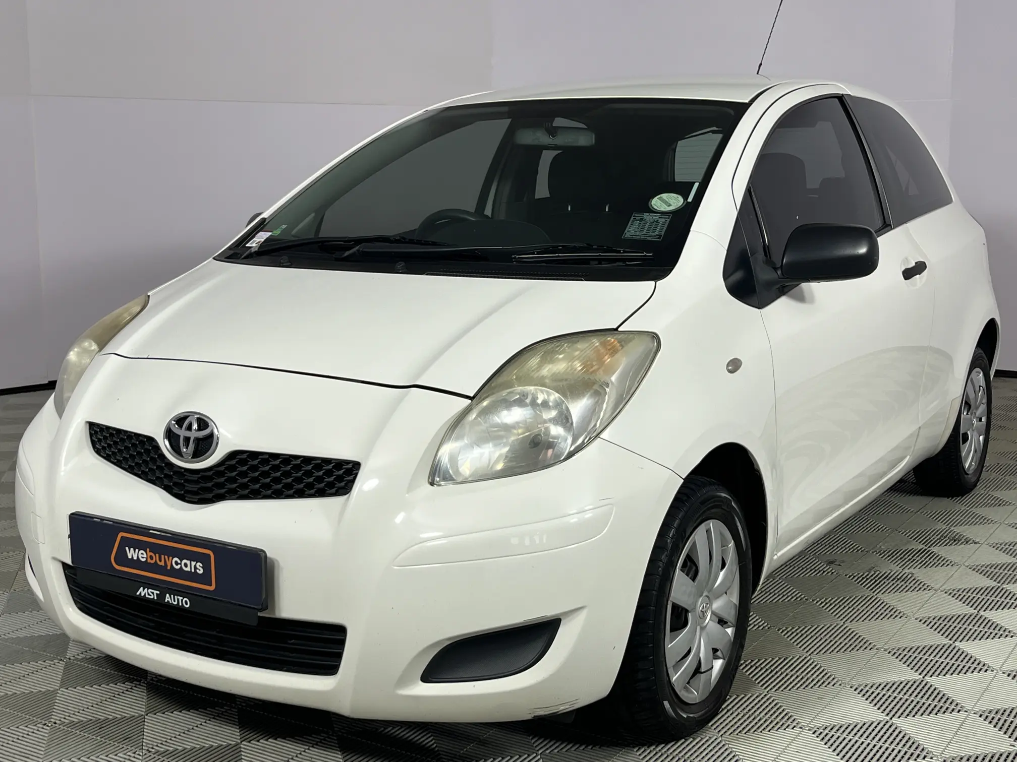 2010 Toyota Yaris T1 3-Door A/C