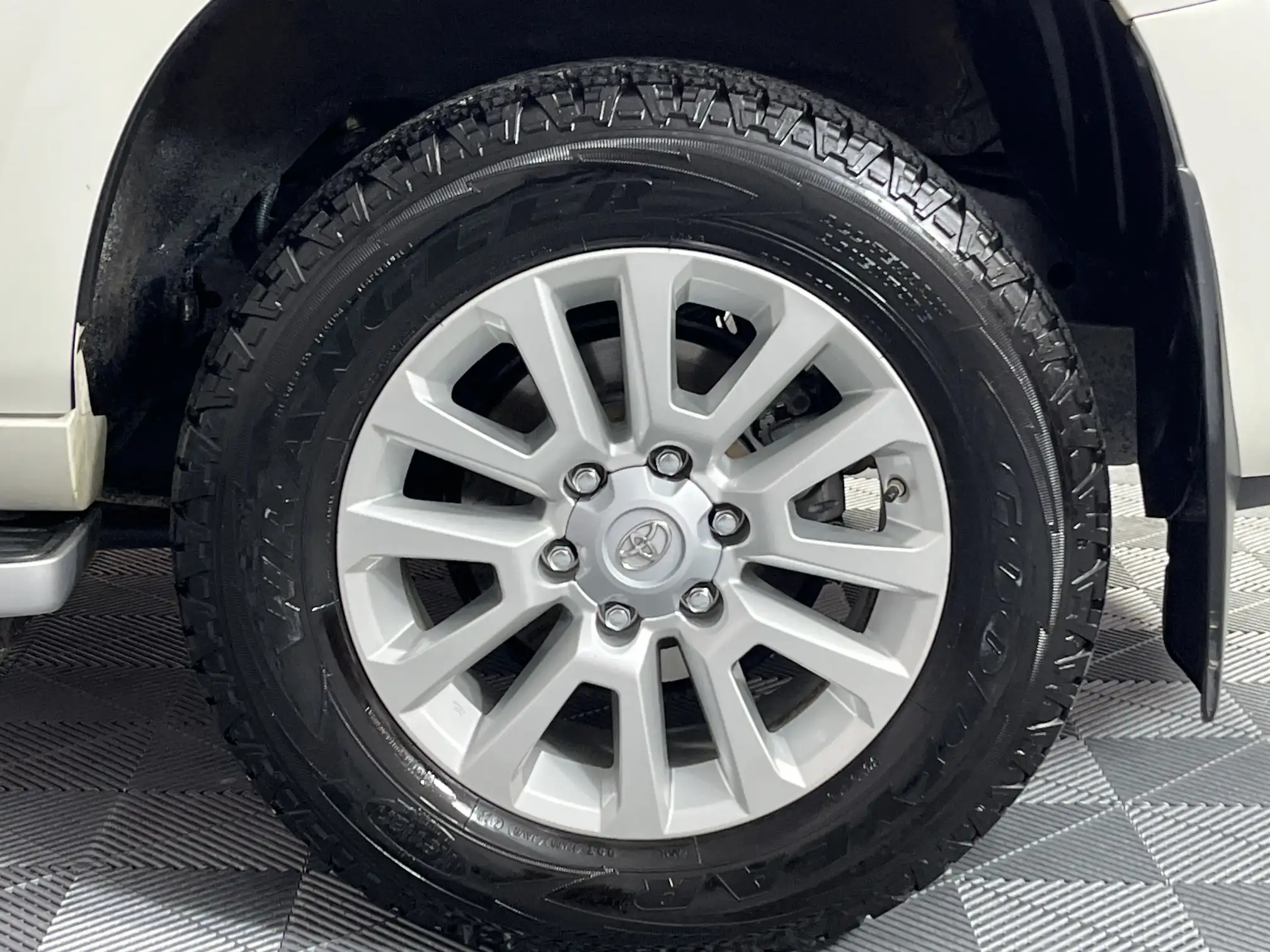 Toyota Prado