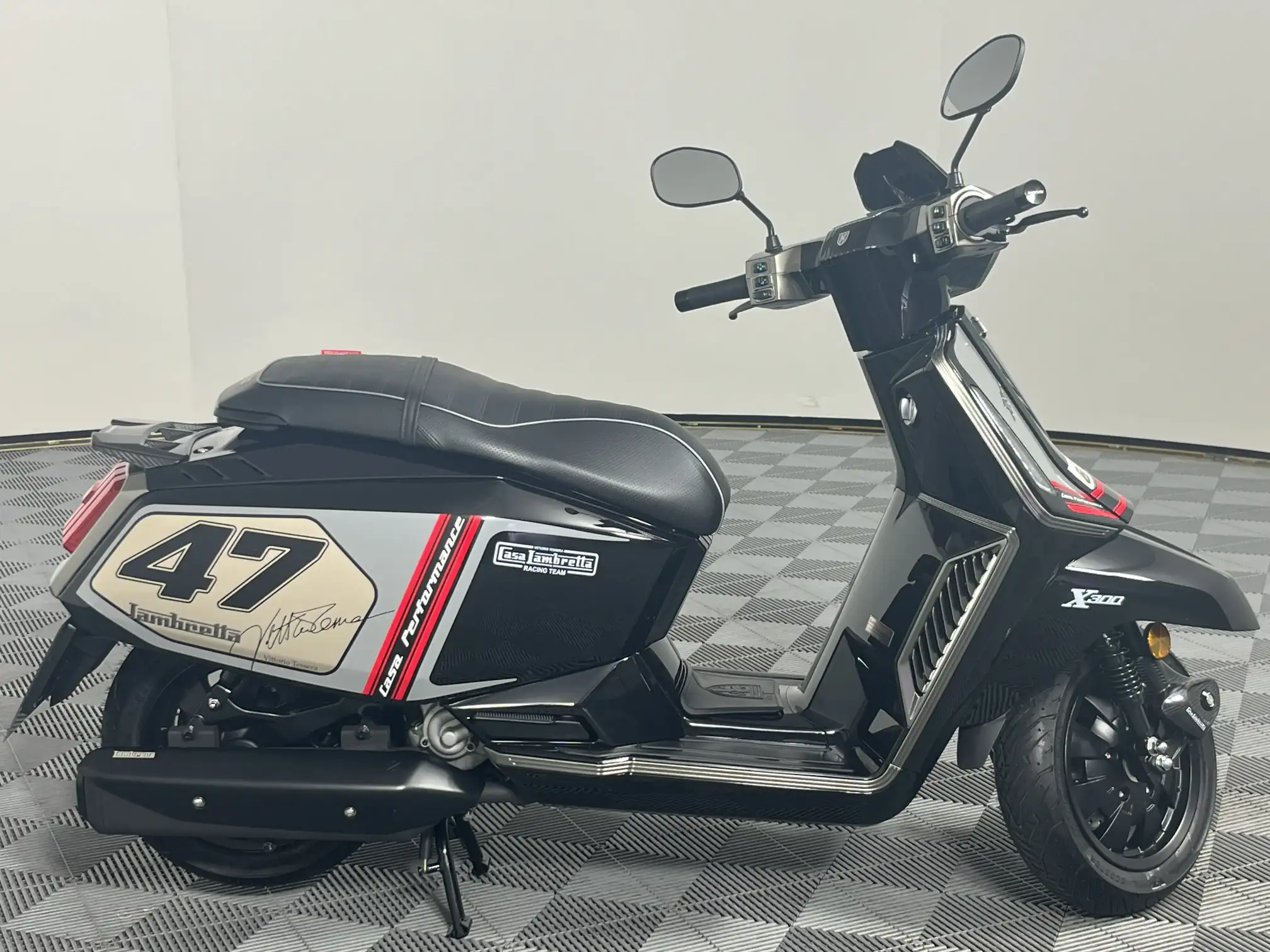 Lambretta X300