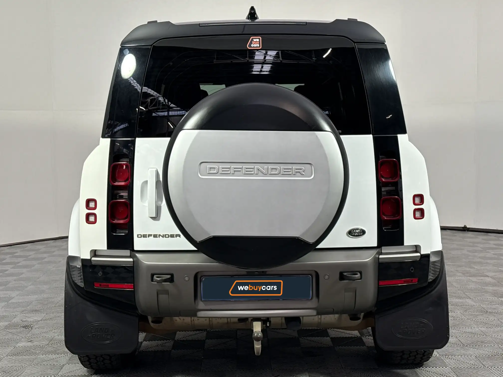 Land Rover Defender 110