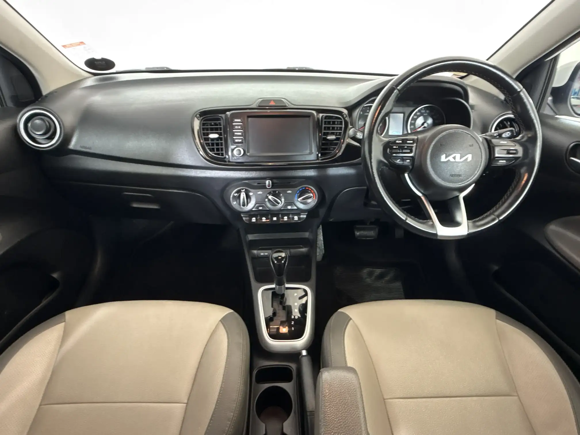 KIA Pegas