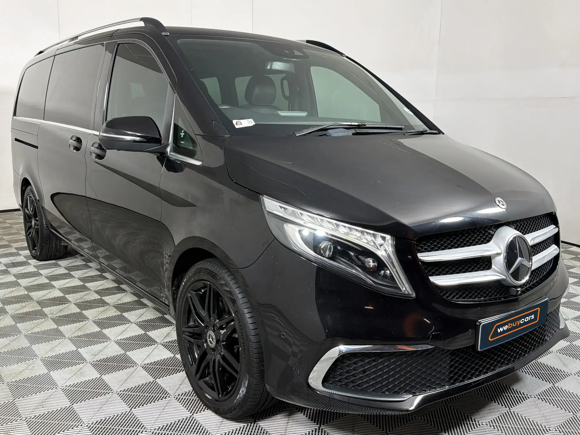 Mercedes-Benz V250