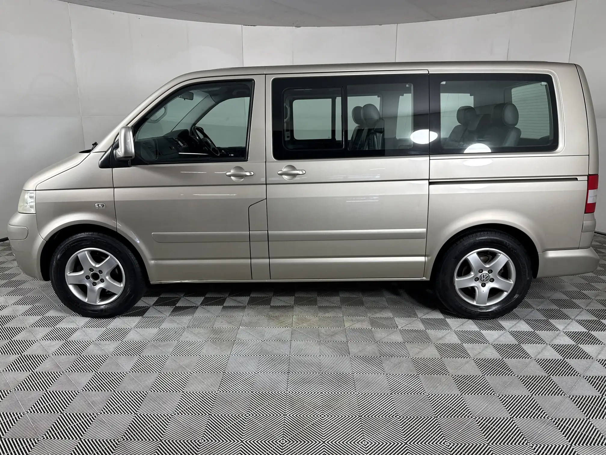 Volkswagen T5