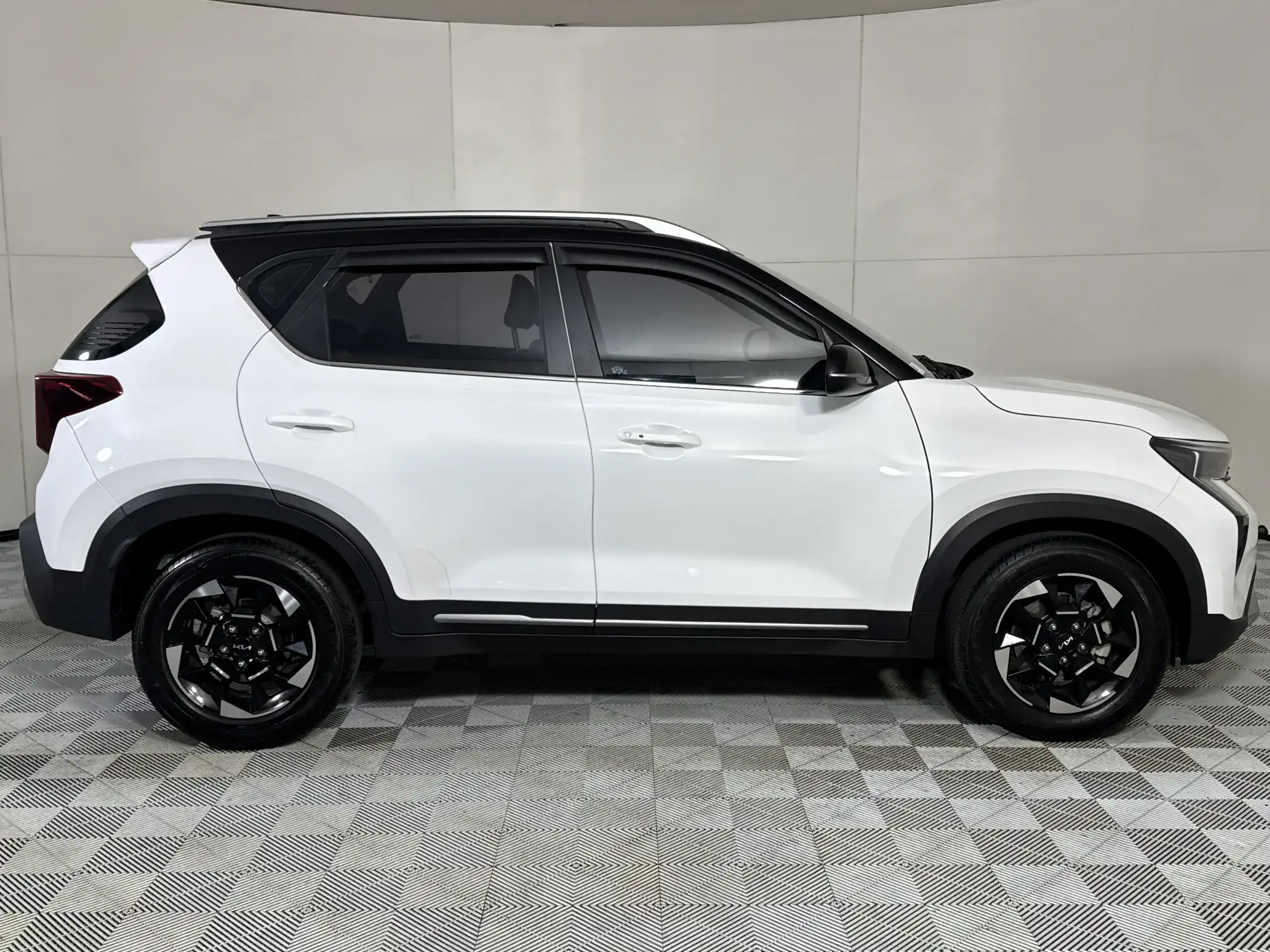 KIA Sonet