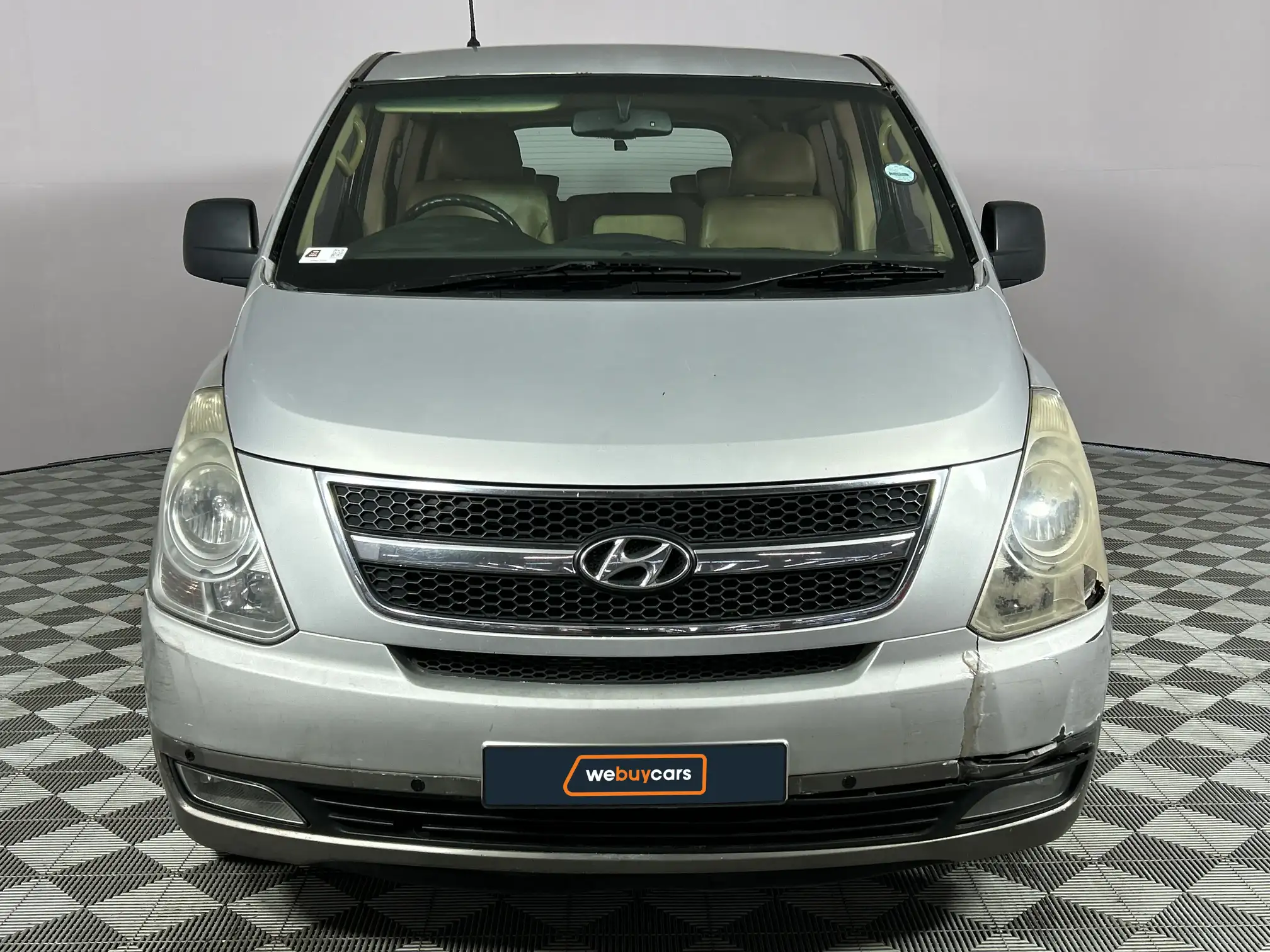 Hyundai H-1